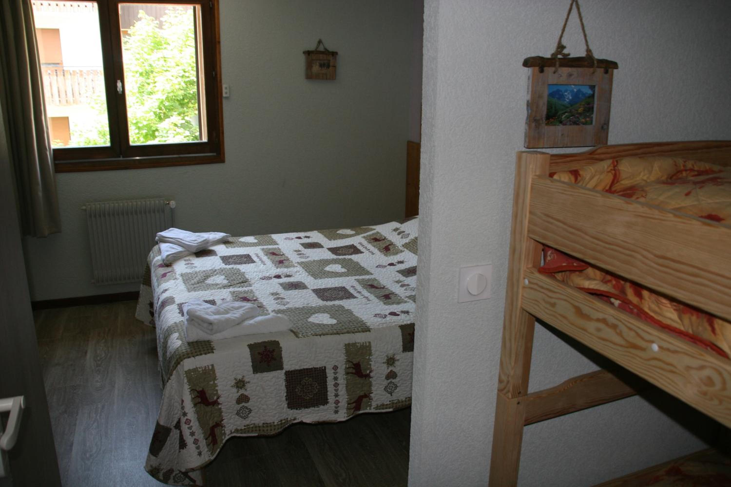 Family Room with Mountain View