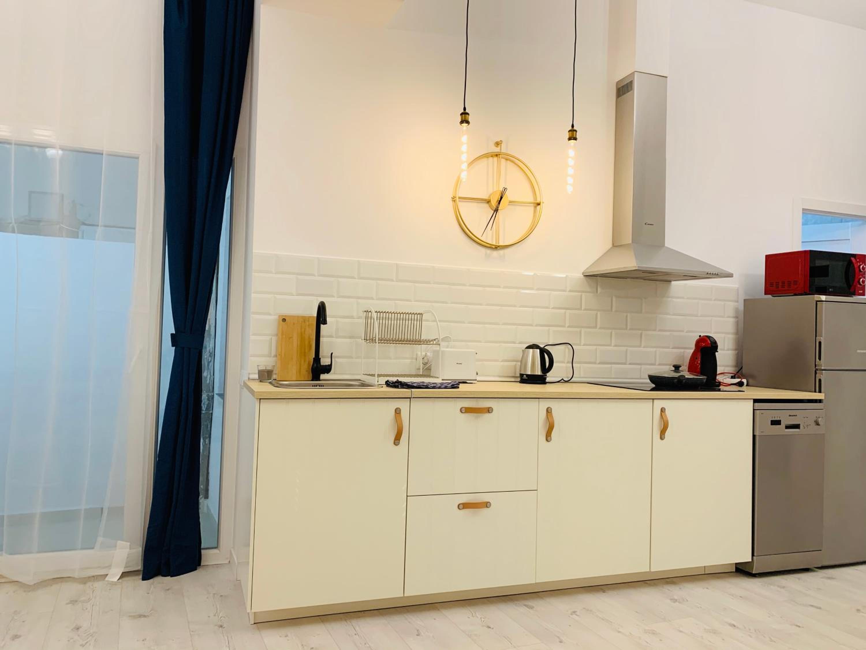 Two-Bedroom Apartment - Photo 28