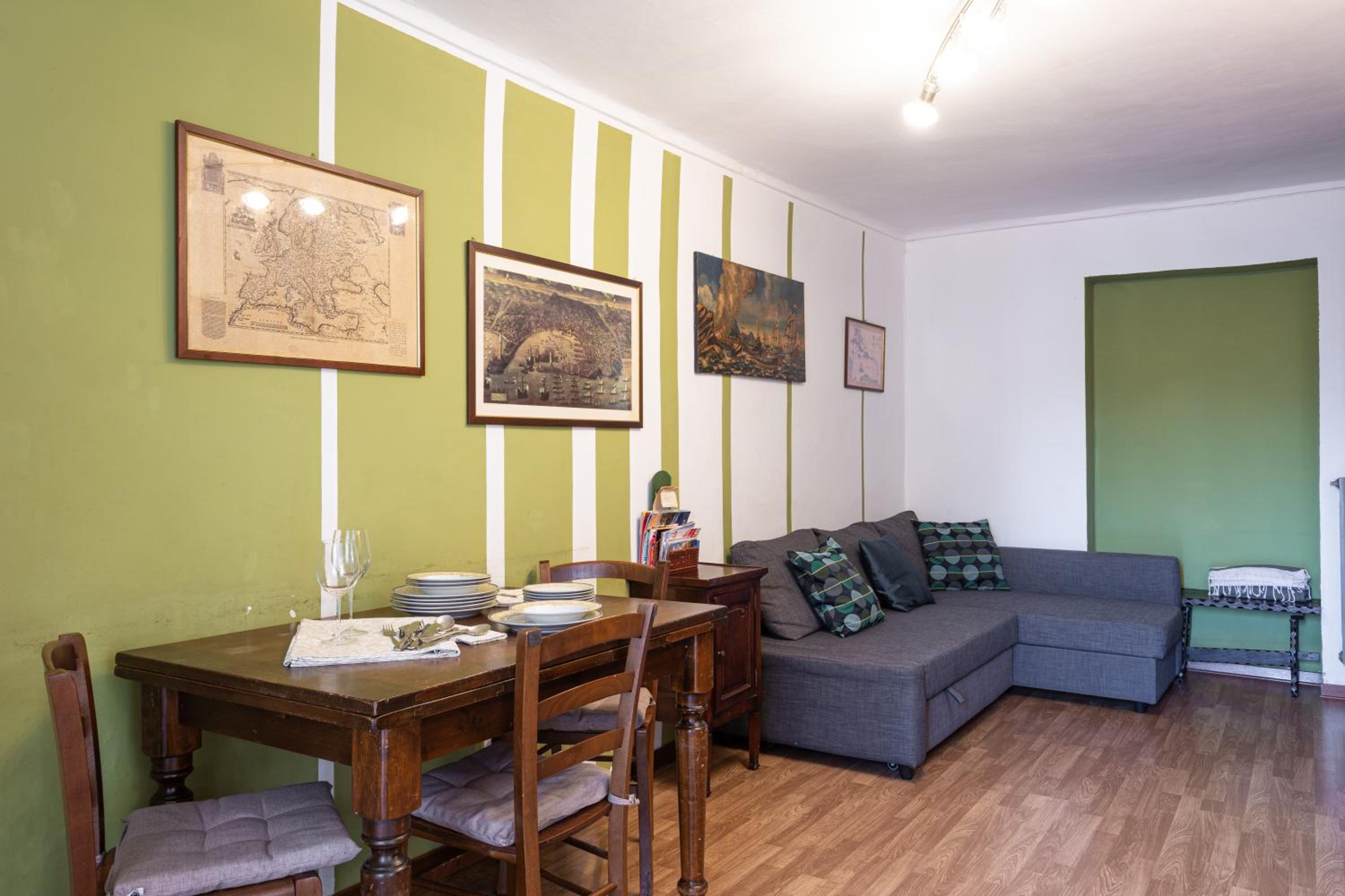 Two-Bedroom Apartment - Photo 2