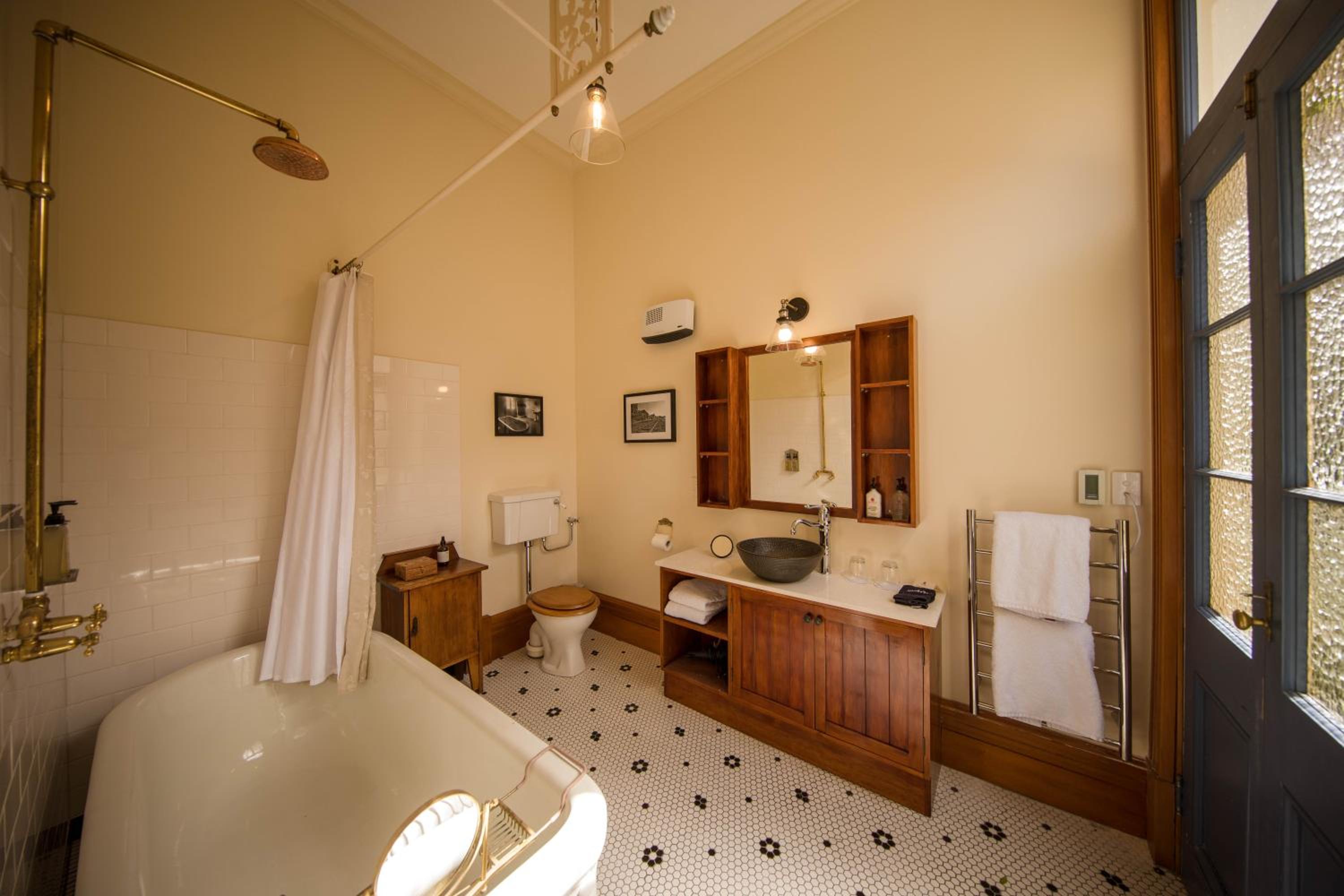 Elizabeth Double Room - Photo 11