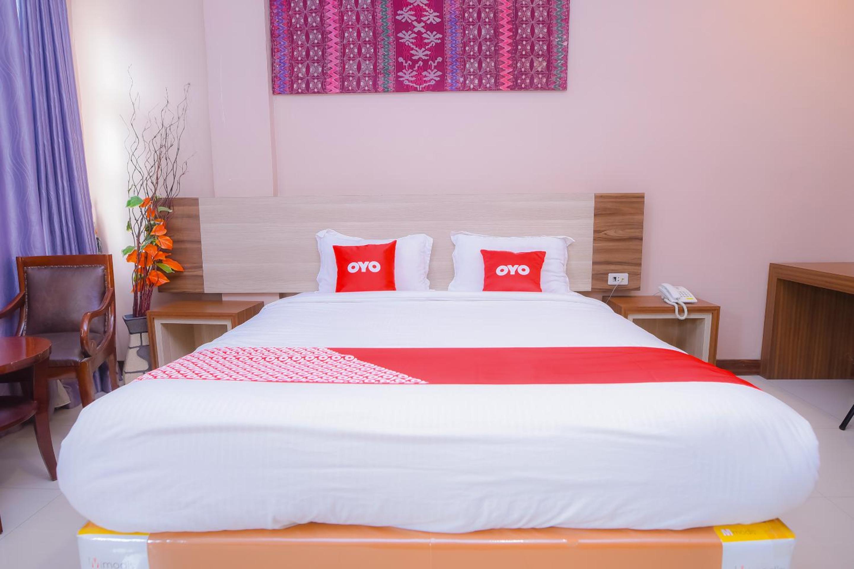 Deluxe Suite - Photo 1