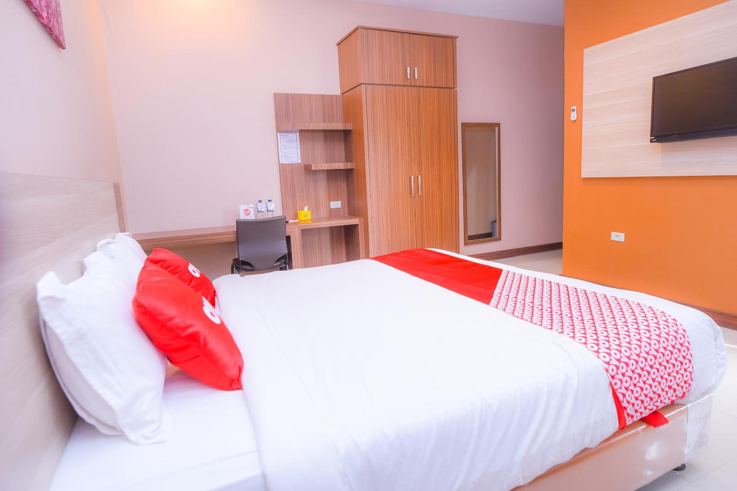 Deluxe Suite - Photo 3