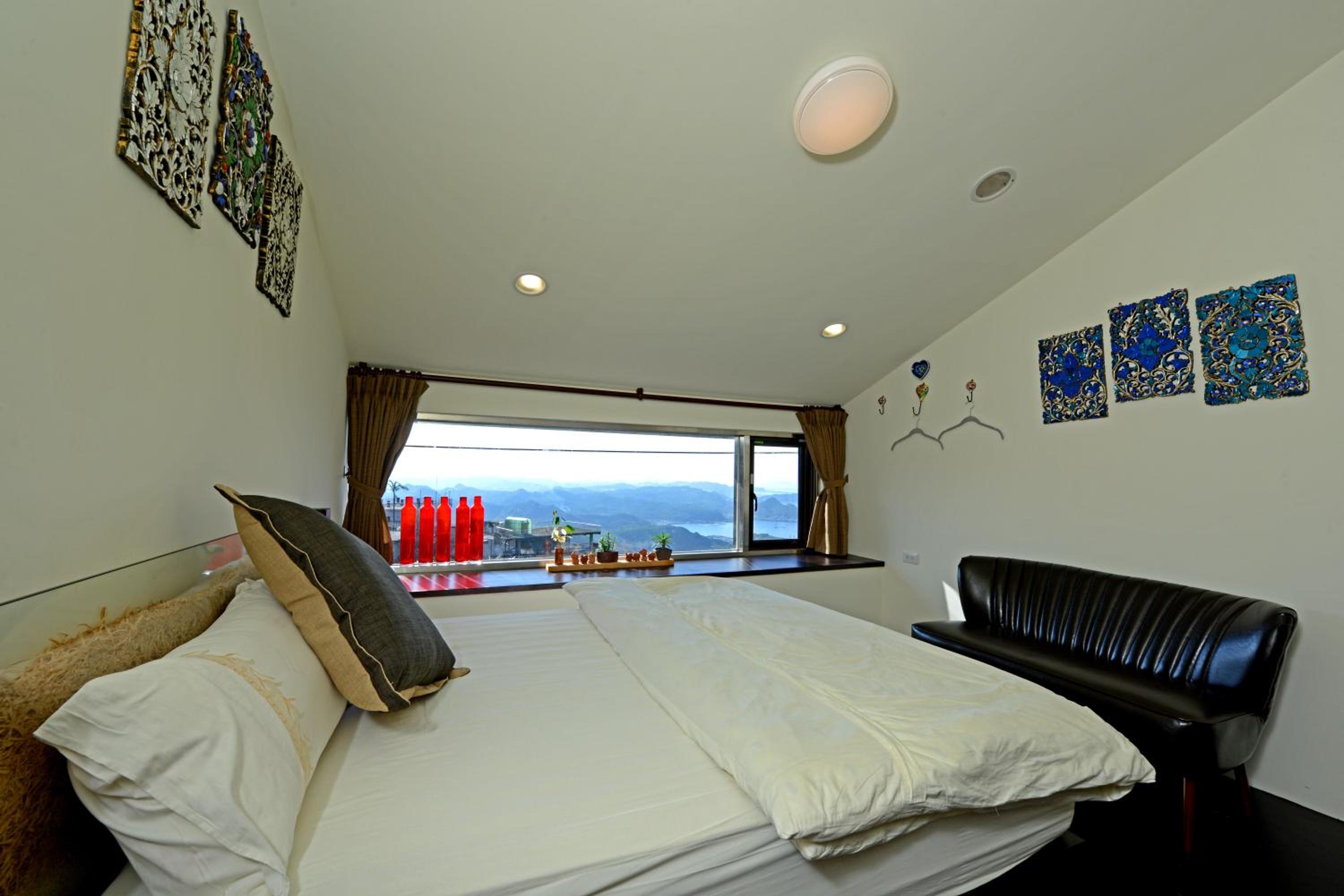 Family Room with Sea View