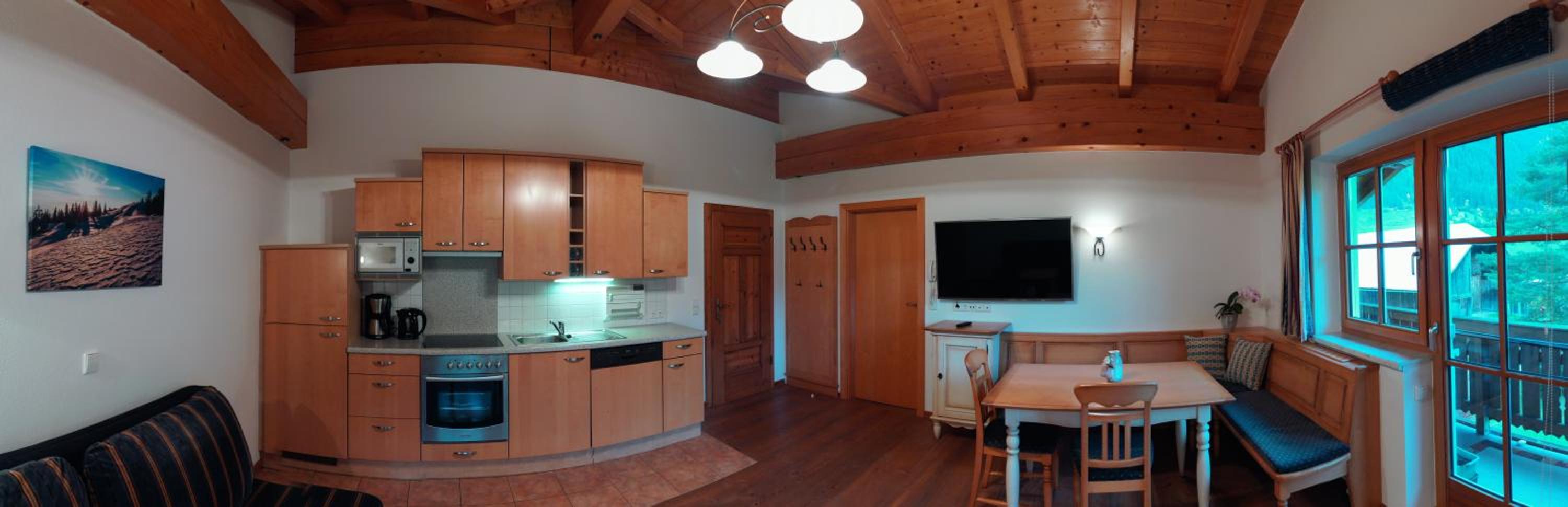 Apartment With Mountain View photo 3