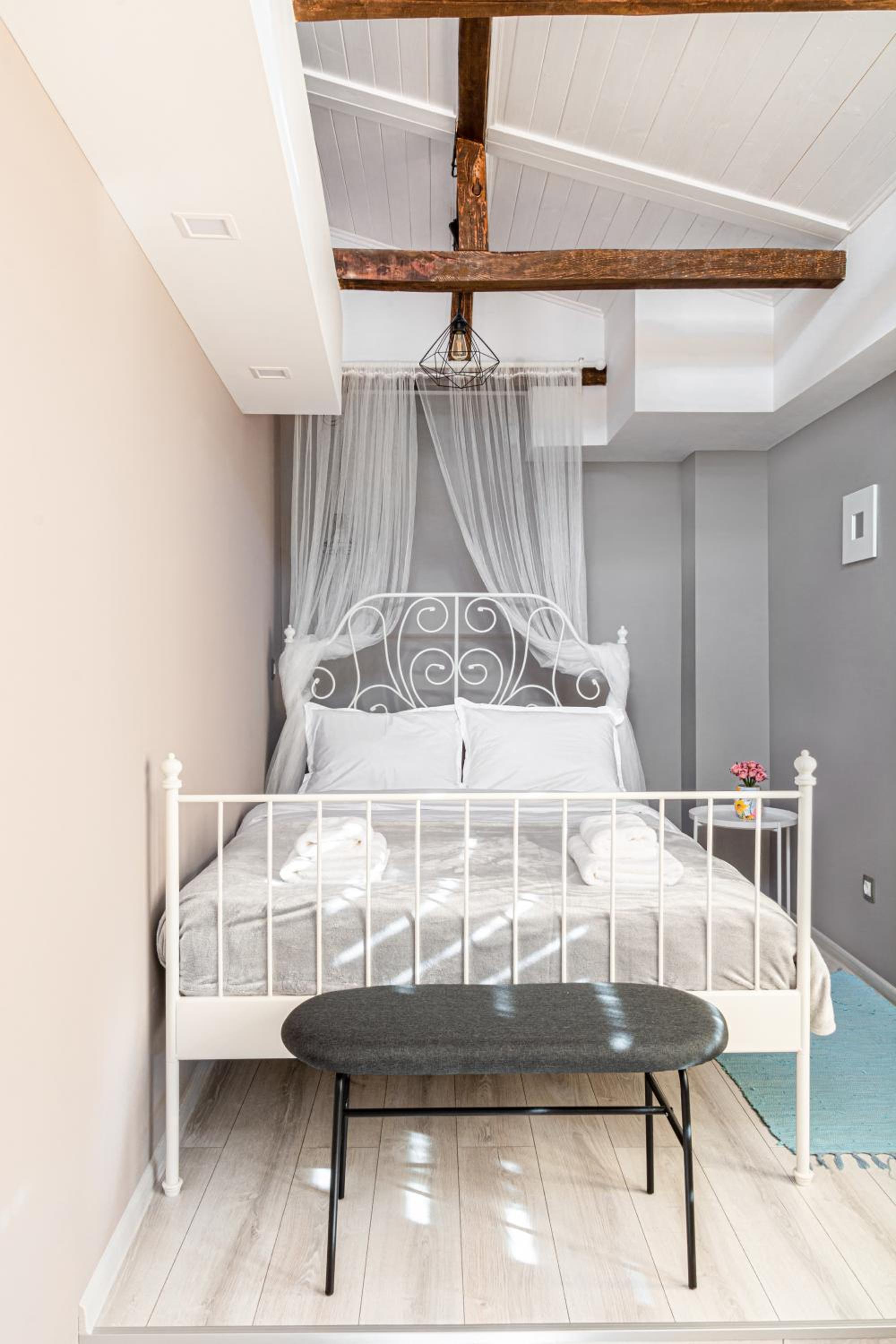 Two-Bedroom Apartment - Photo 17