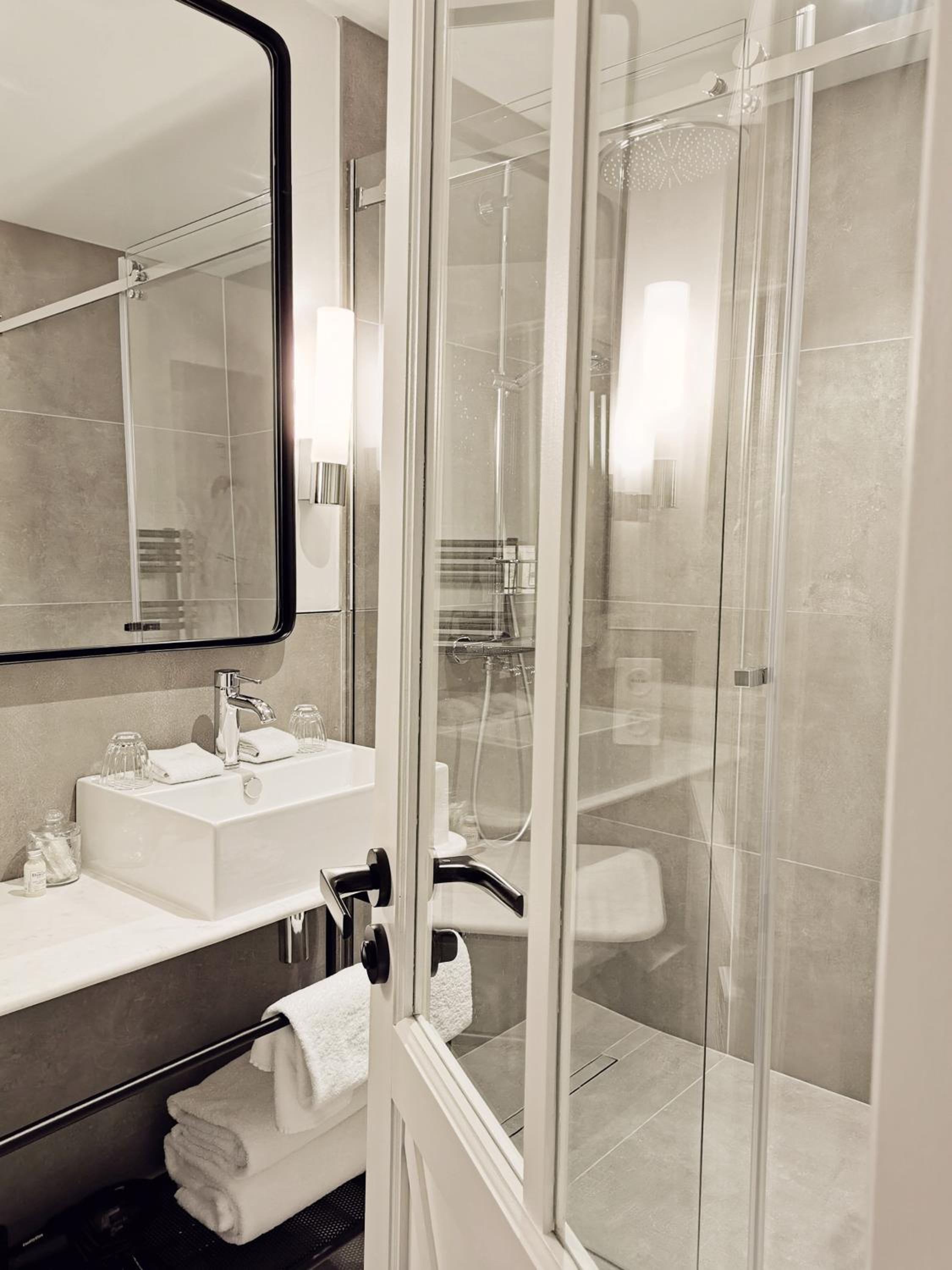 Superior Room - Photo 4