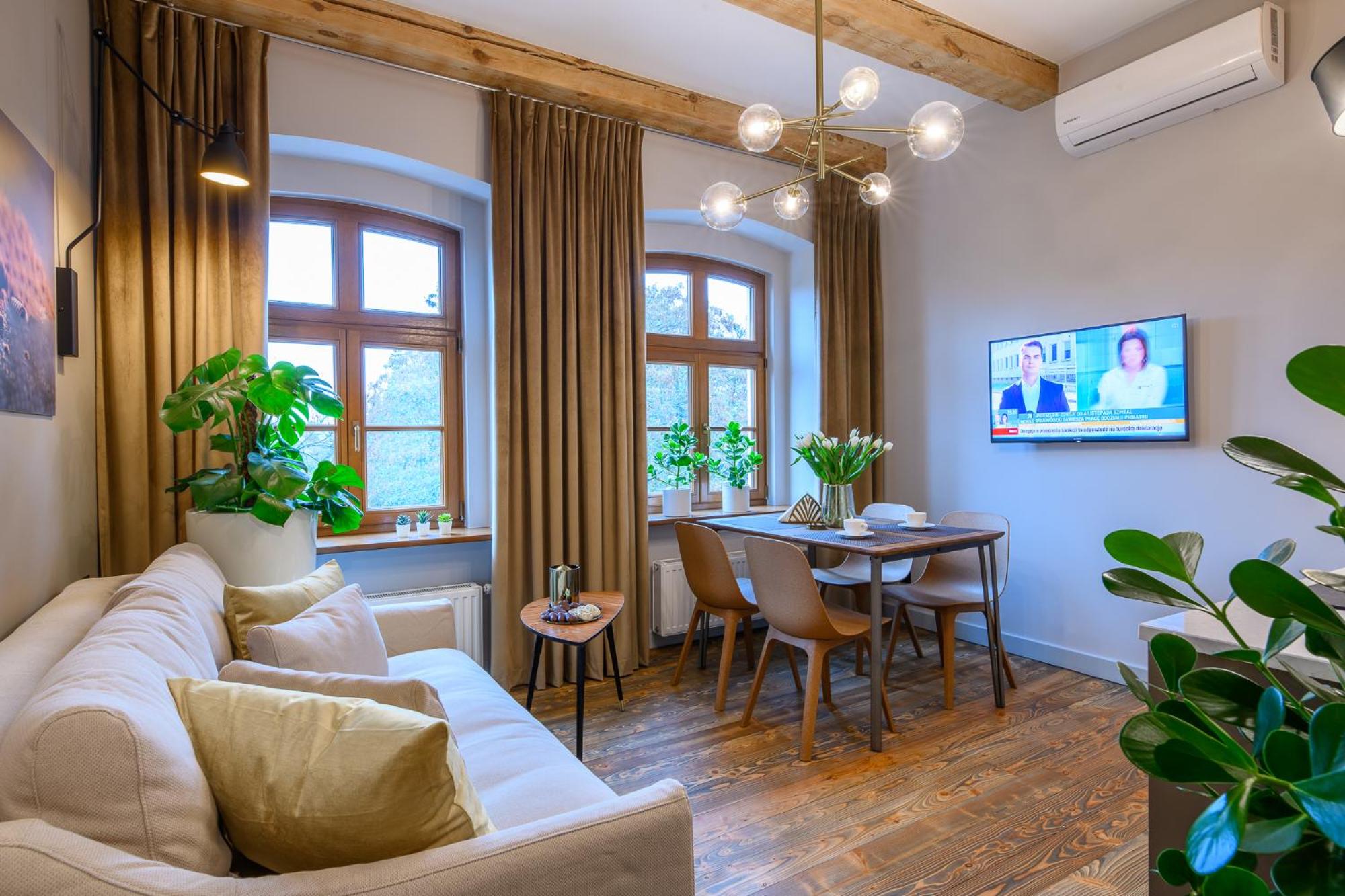 One-Bedroom Apartment - Photo 4