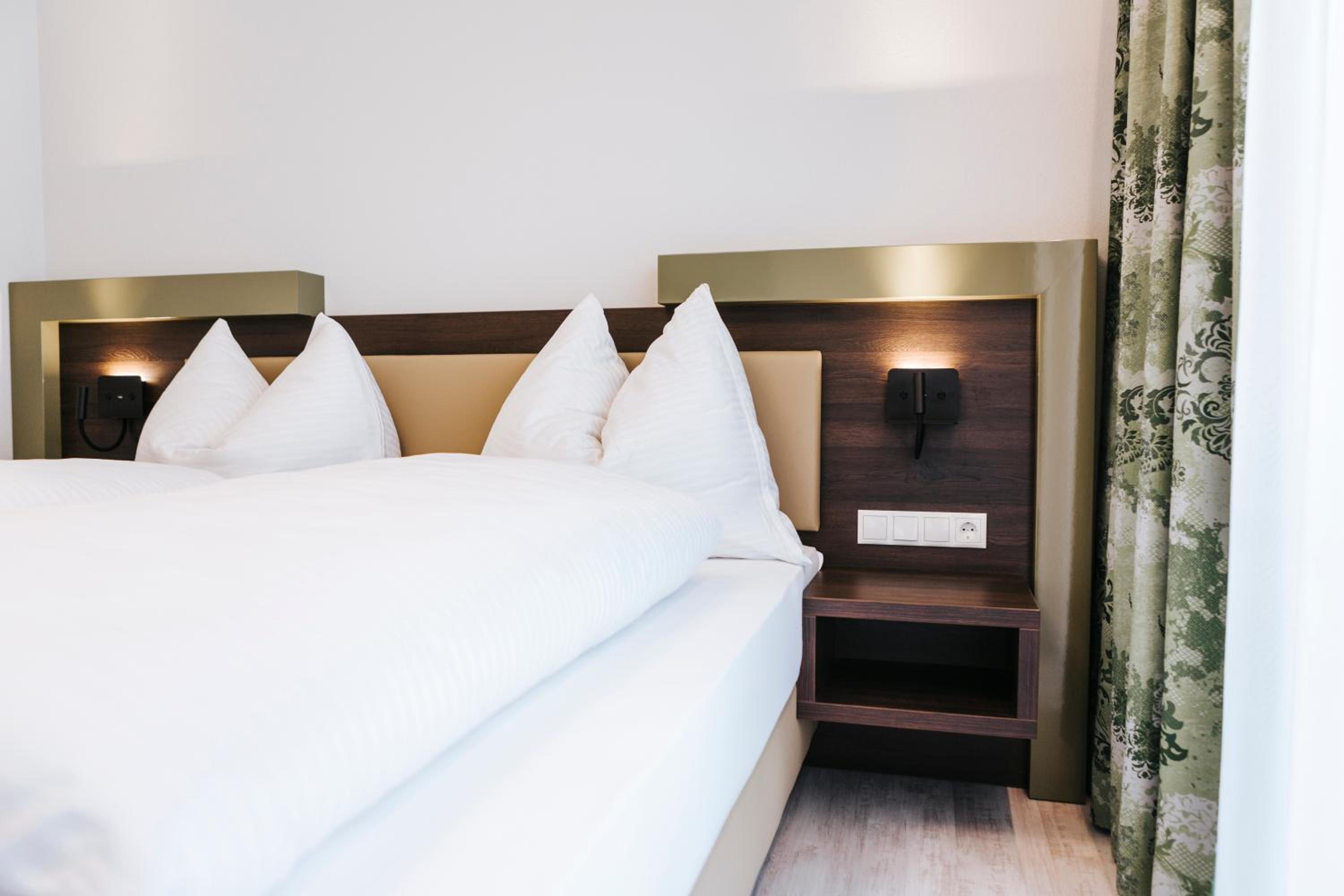 Double Room with Balcony photo 3