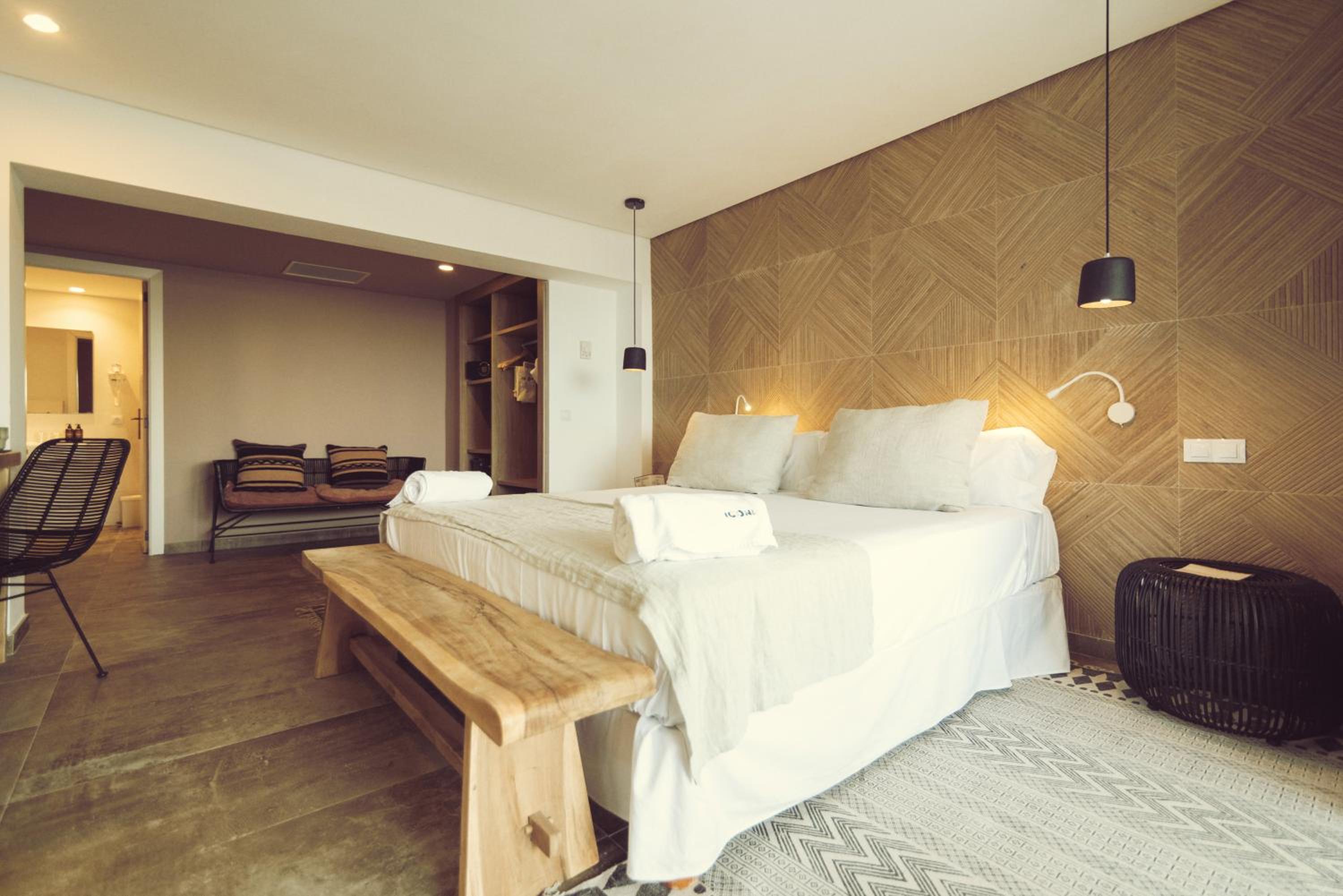 Junior Suite with Sea View - Photo 13