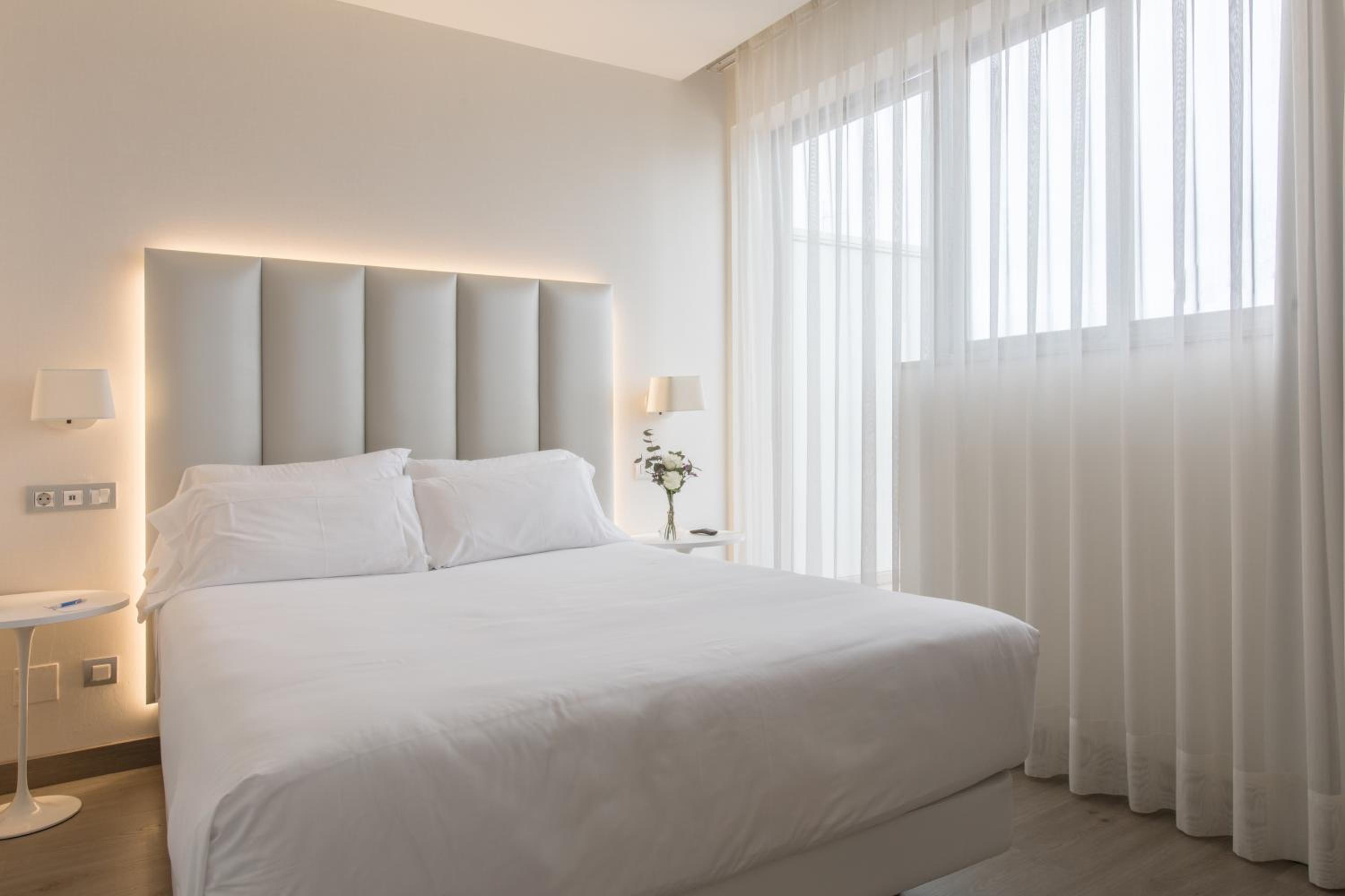 Standard Room with terrace - Photo 1