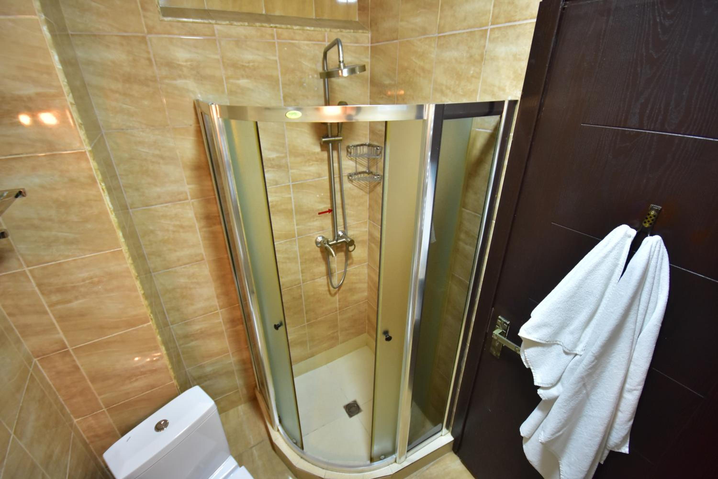 Standard Double Room - Photo 7