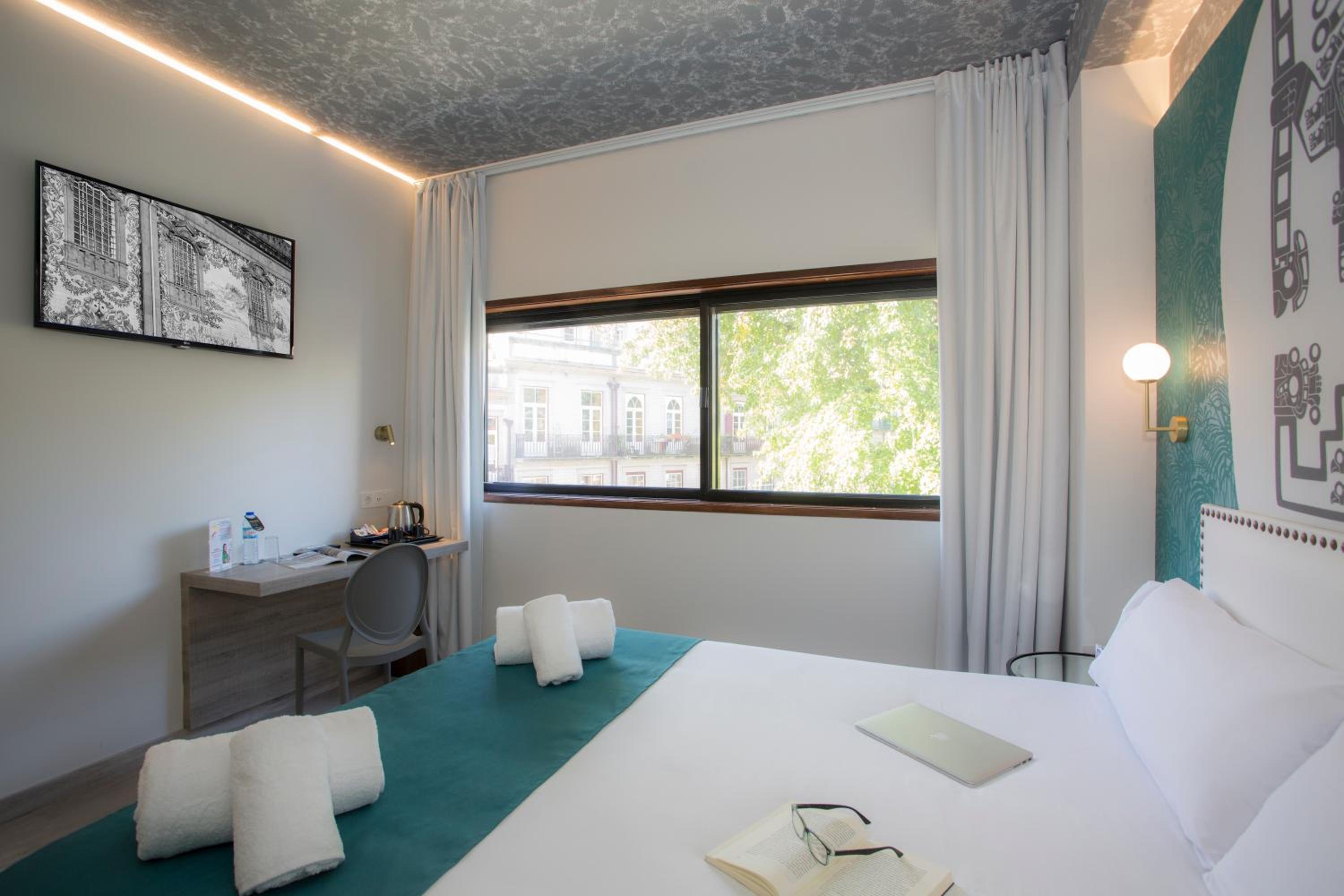 Double Room - Photo 17