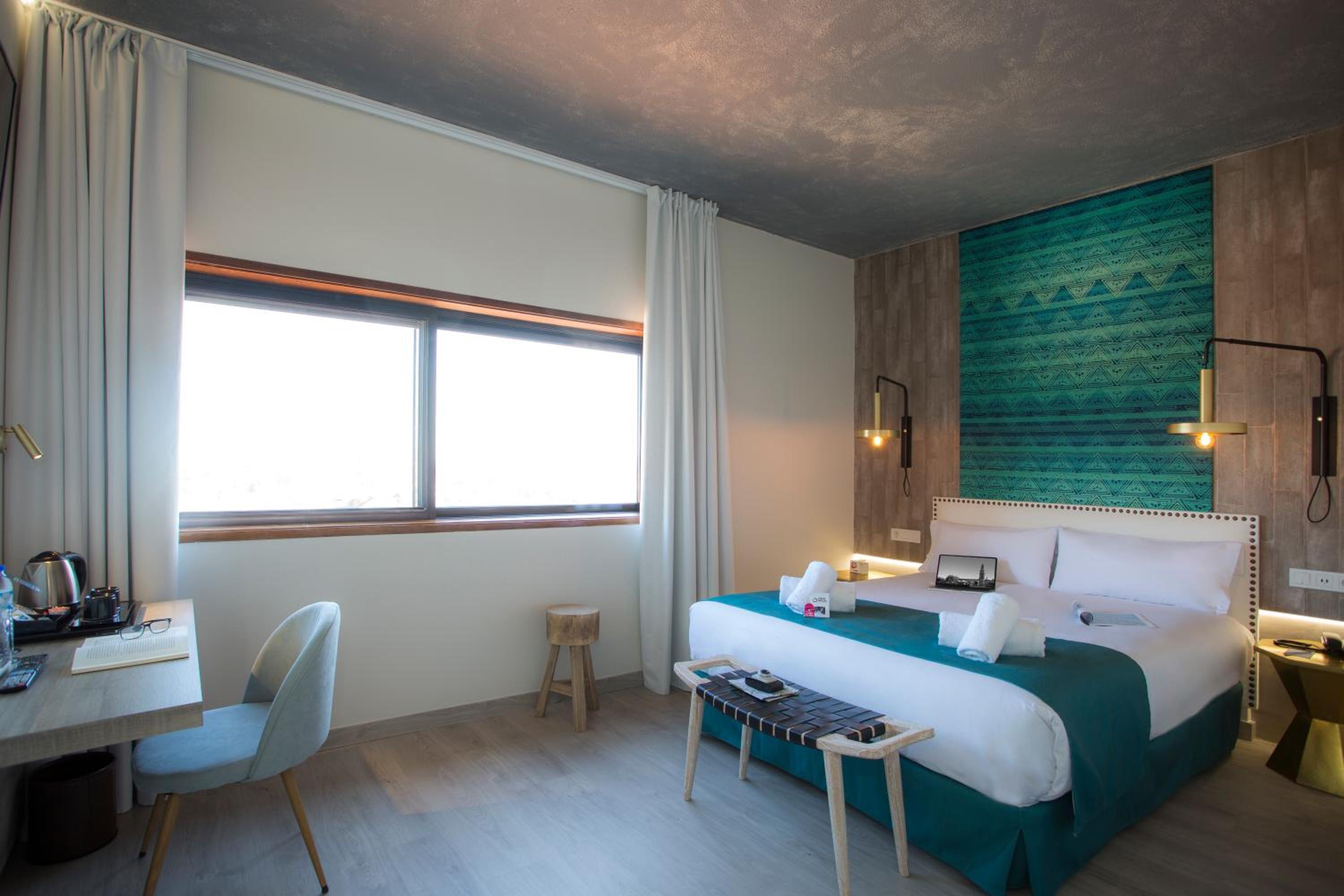 Double Room - Photo 18