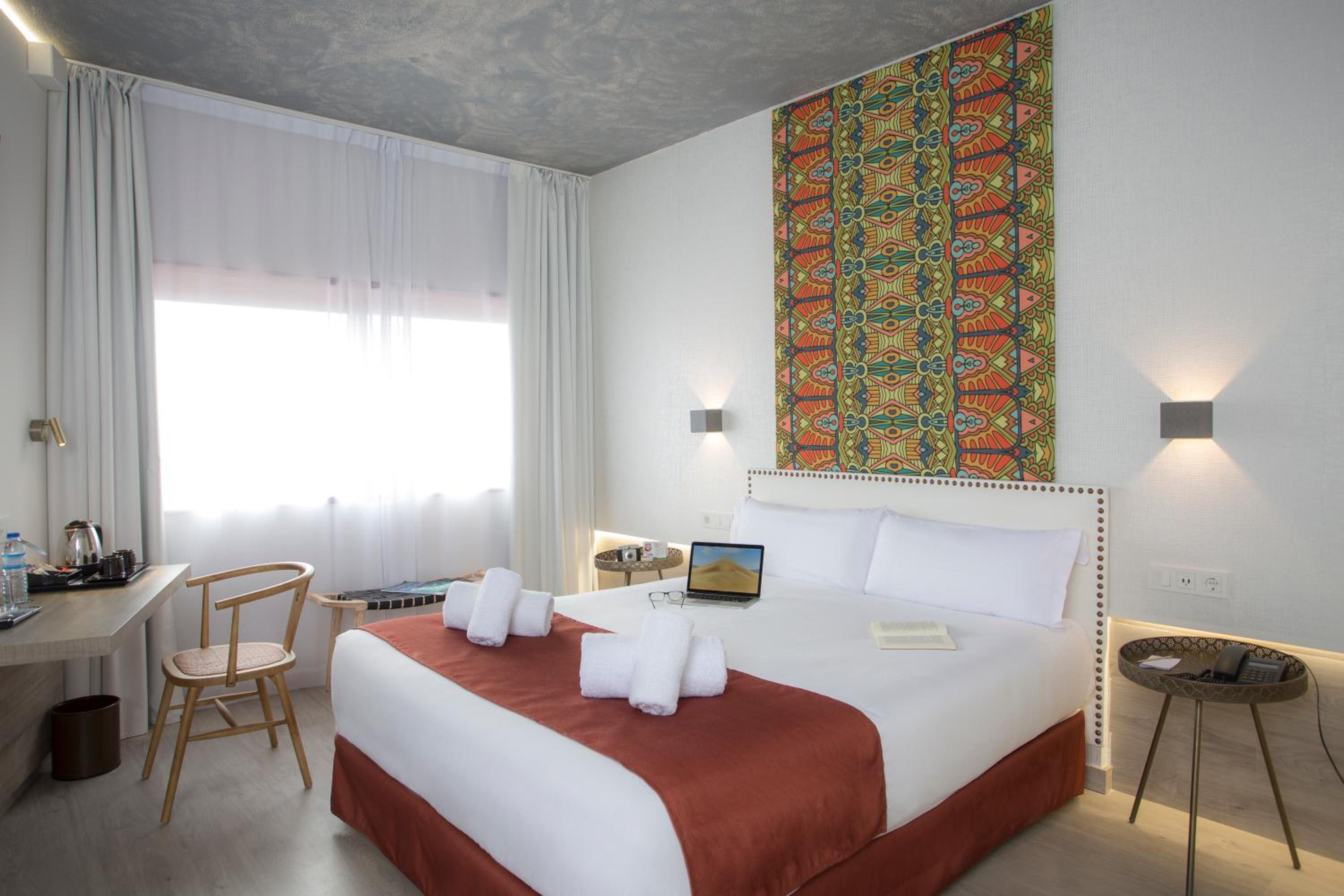 Double Room - Photo 8