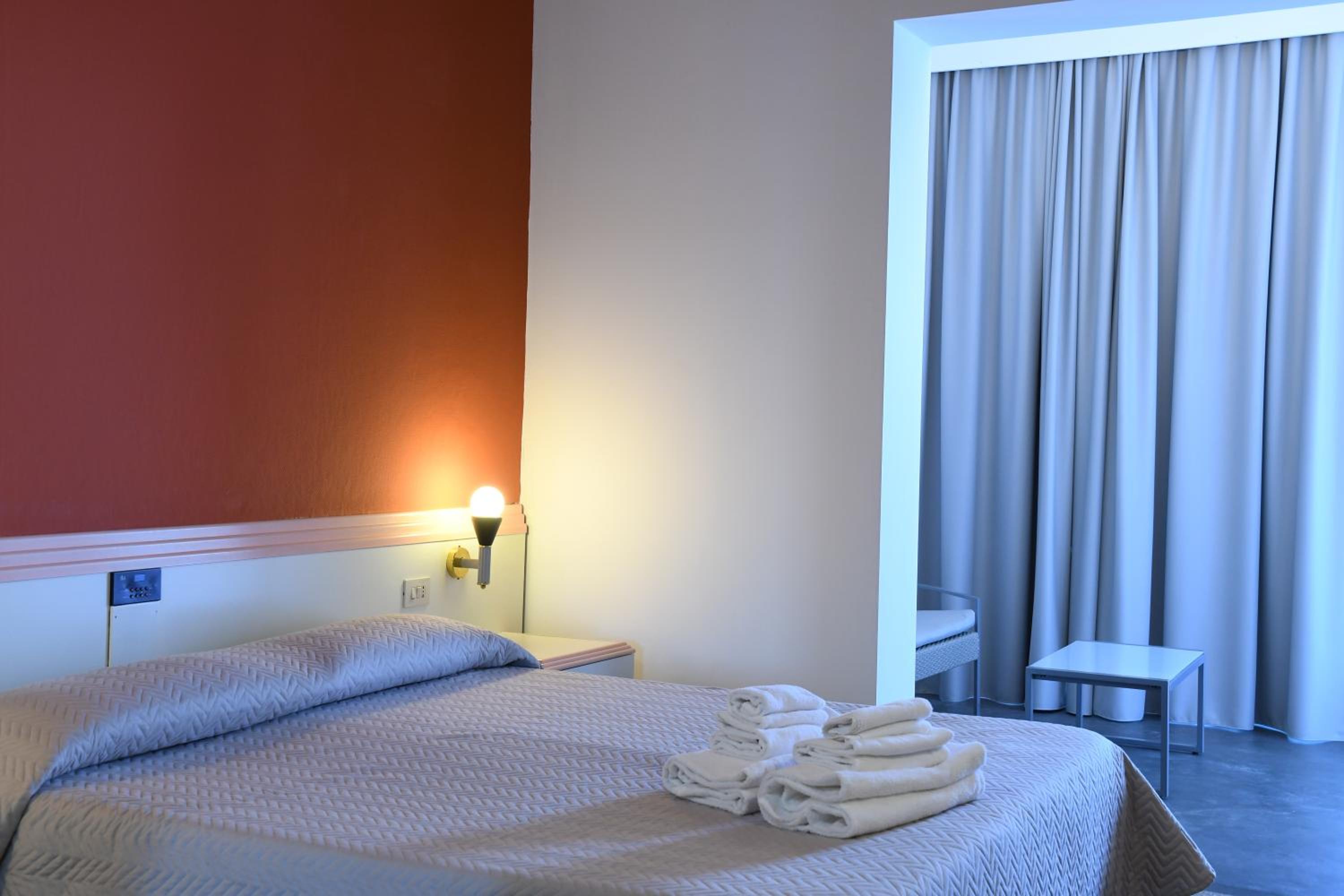 Single Room with Terrace