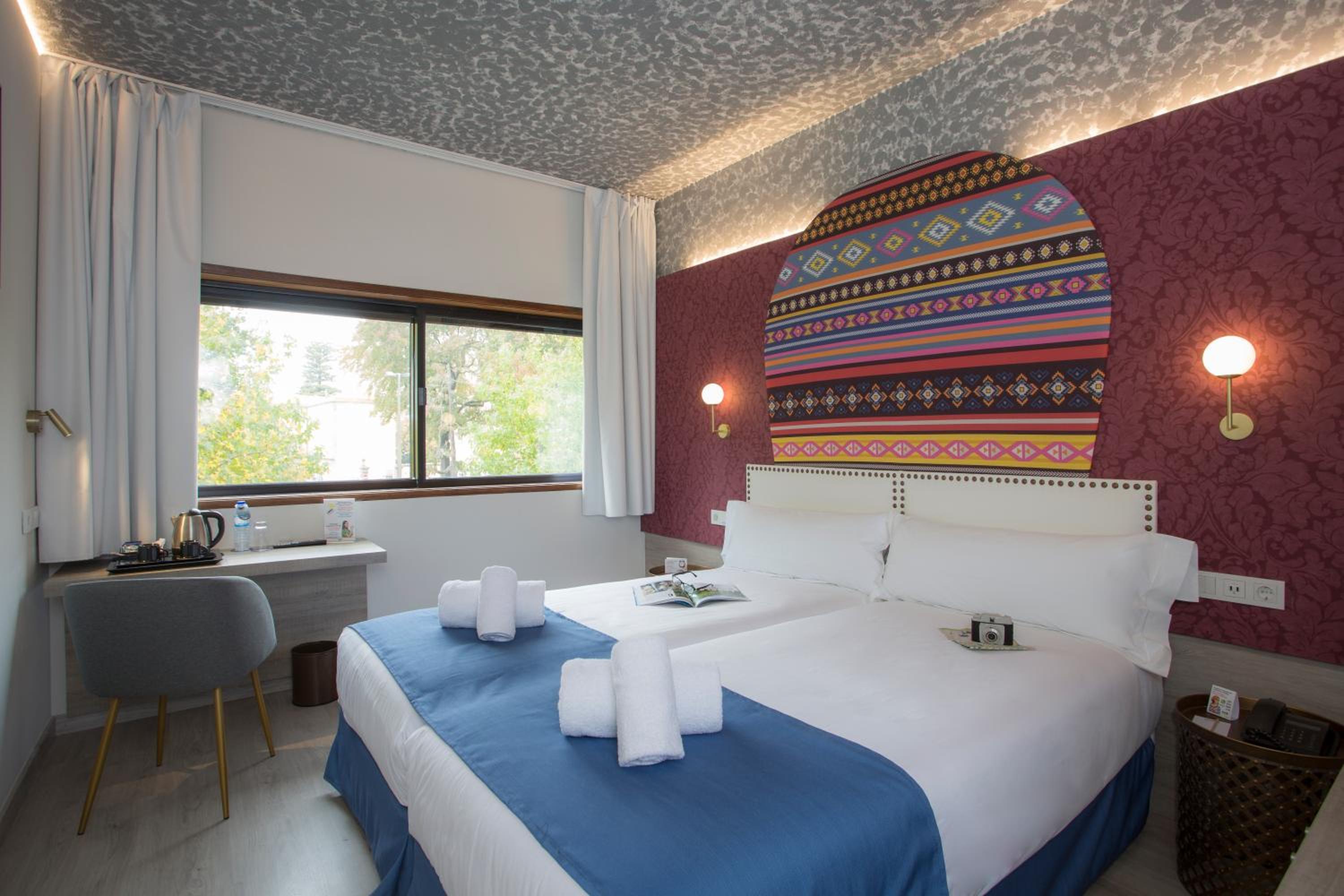 Twin Room - Photo 1