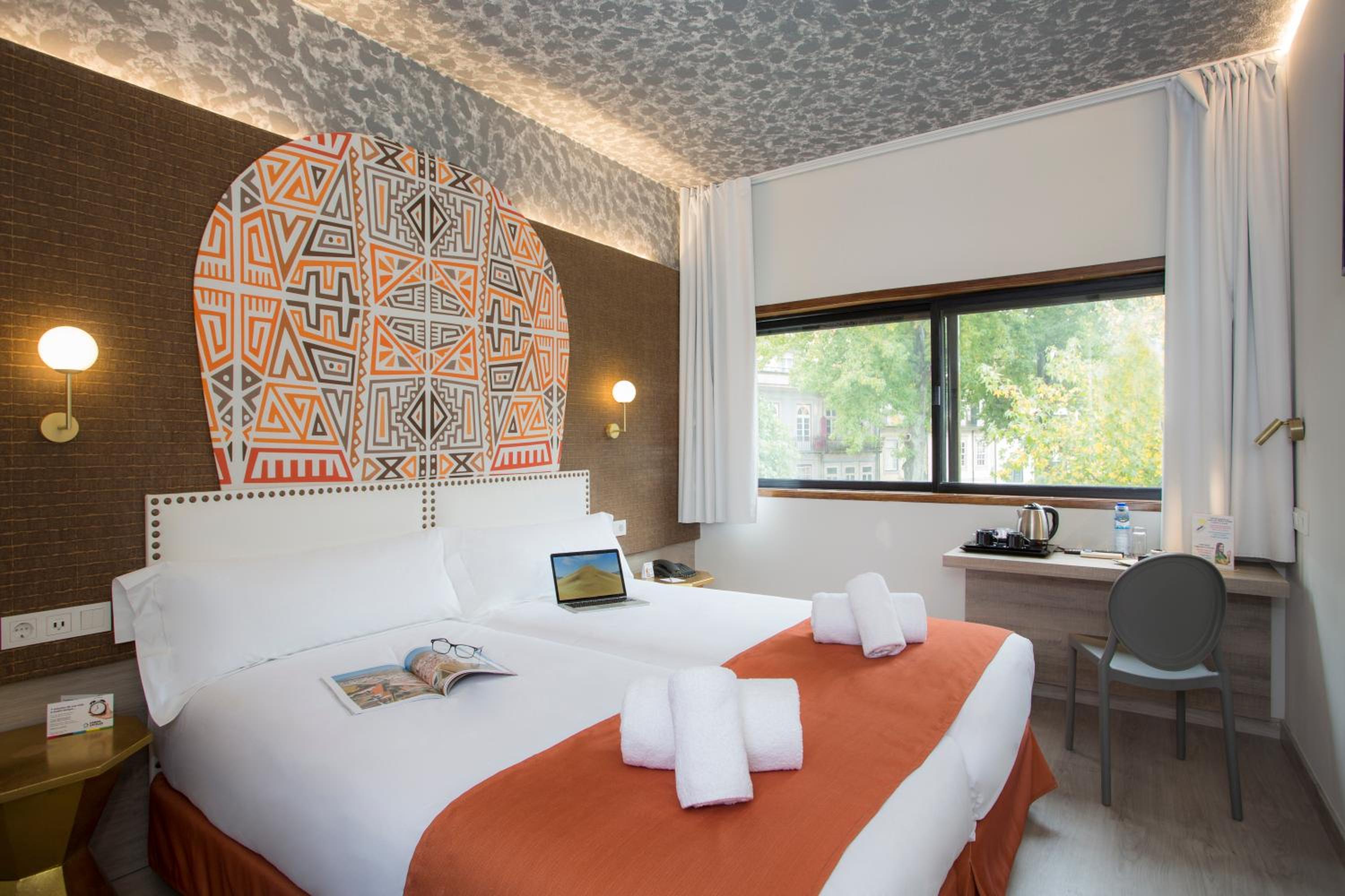 Twin Room - Photo 30