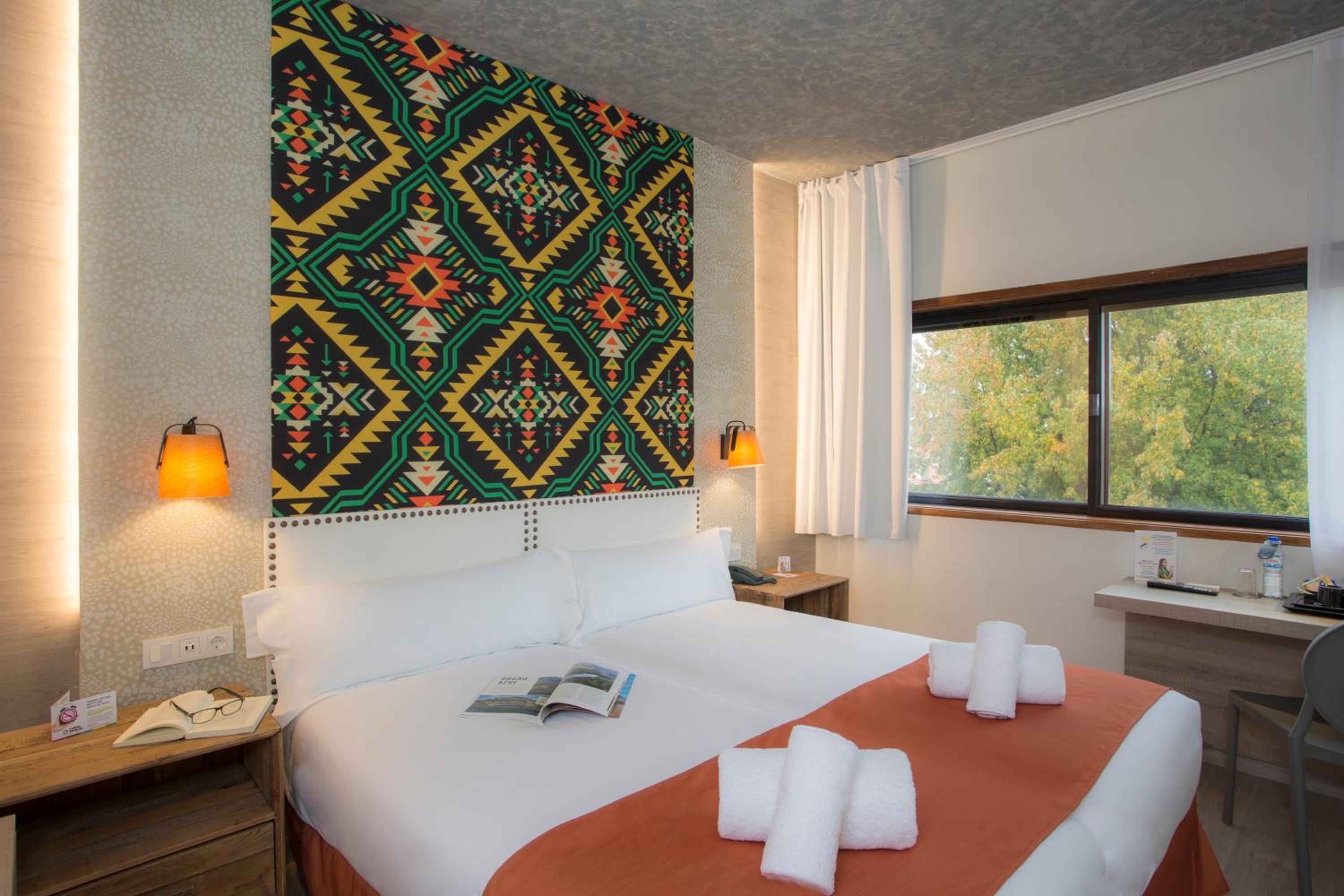 Twin Room - Photo 24