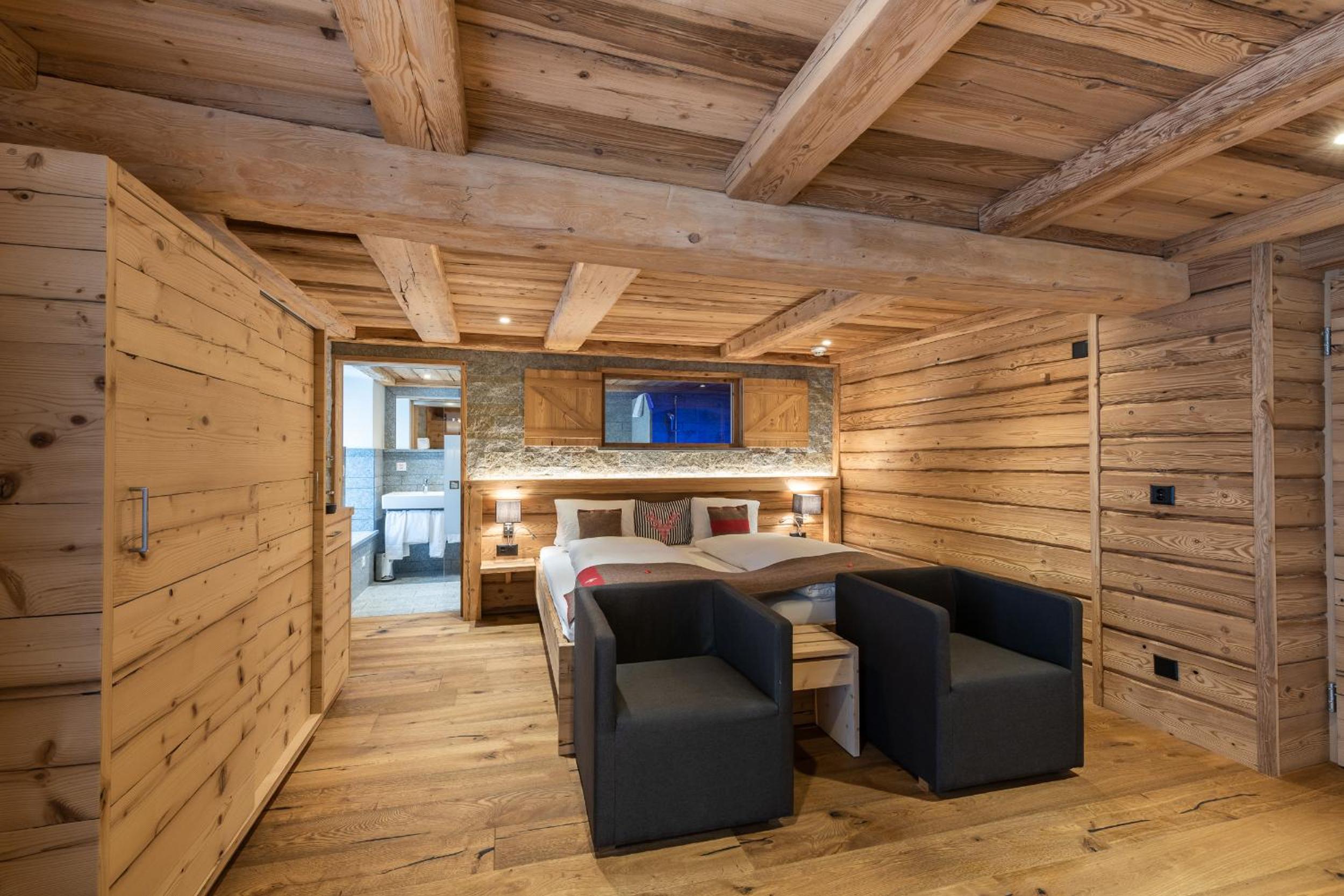 Deluxe Junior Suite