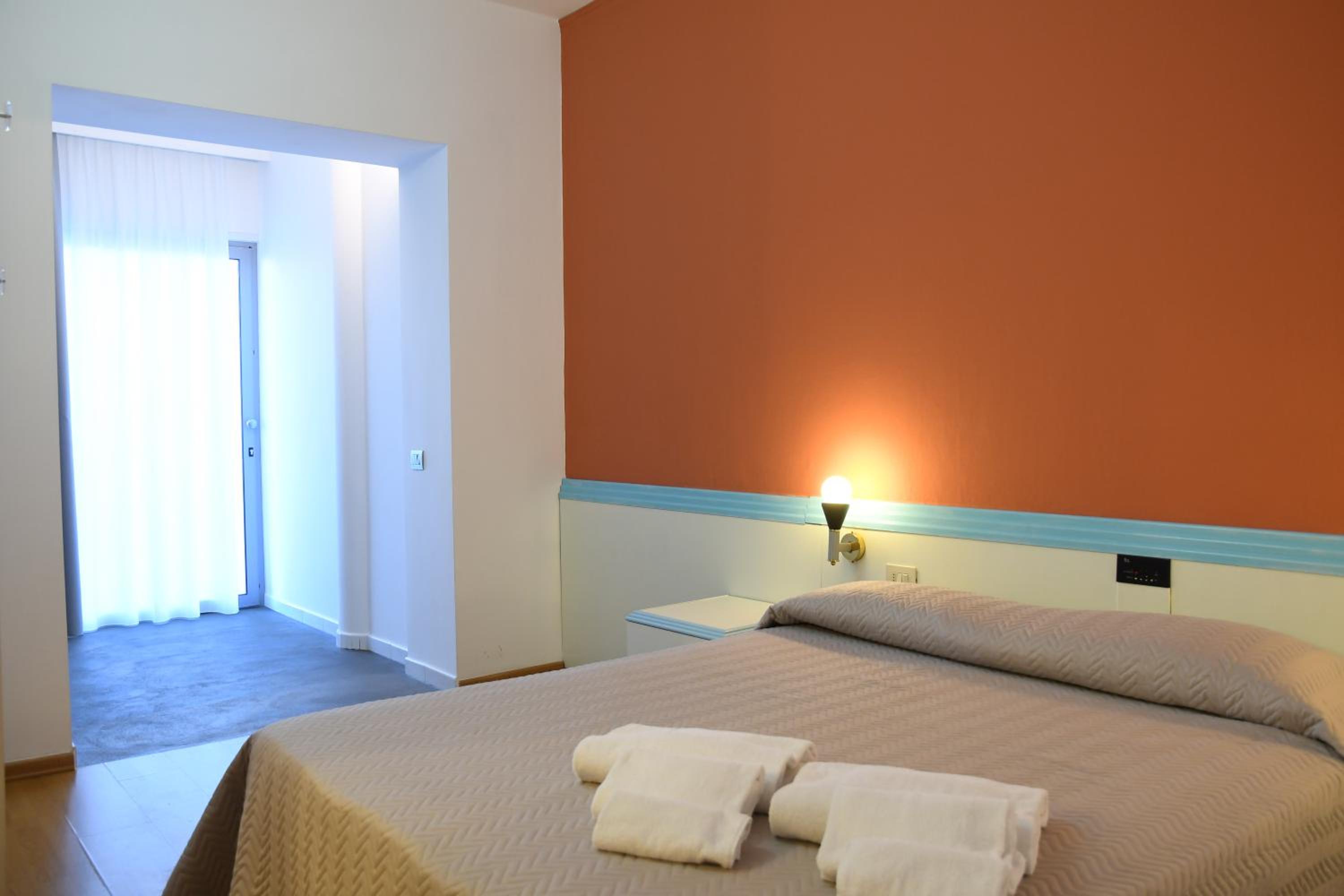 Triple Room with Terrace