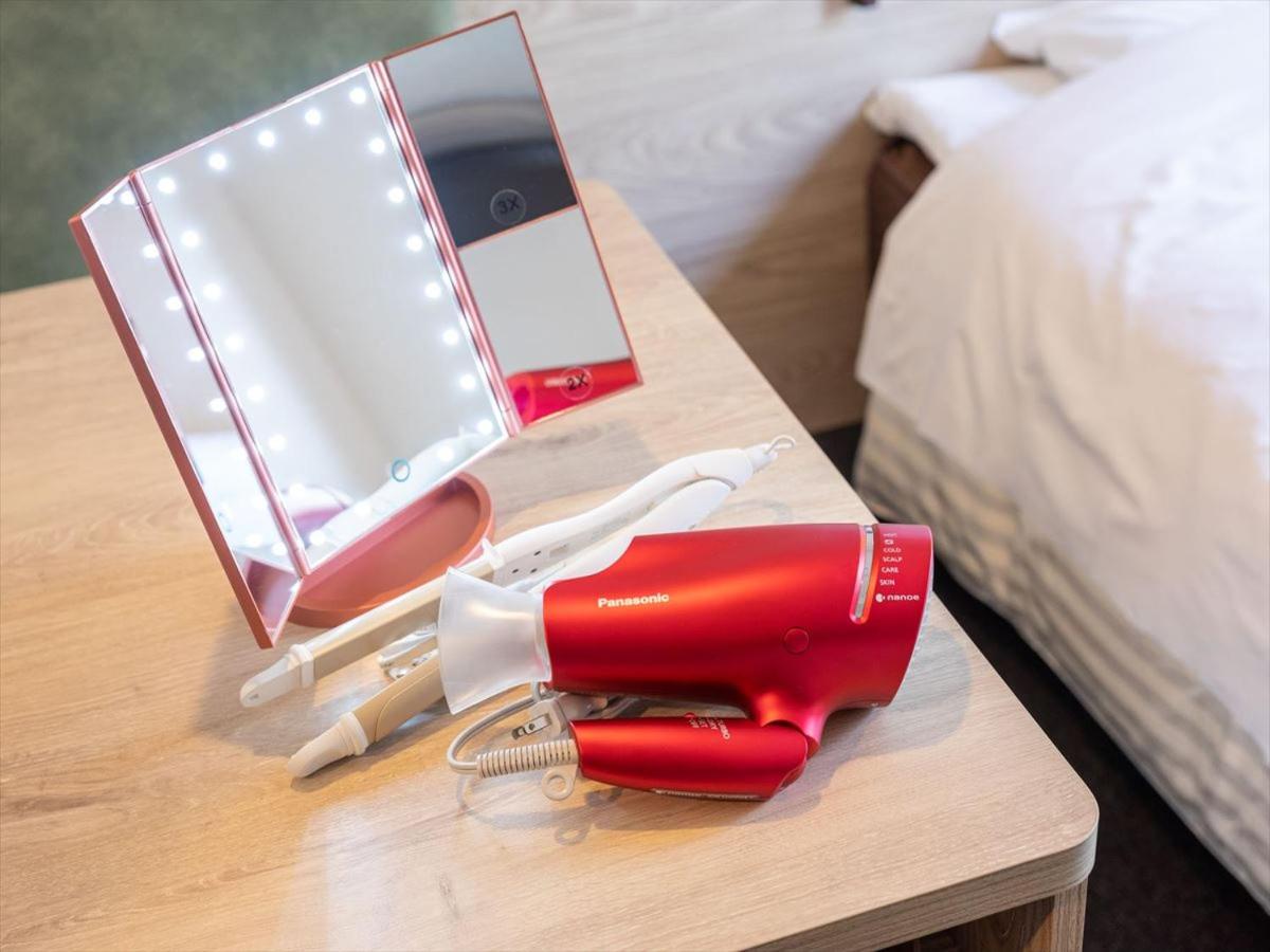 Double Room - Female Only  - Photo 12