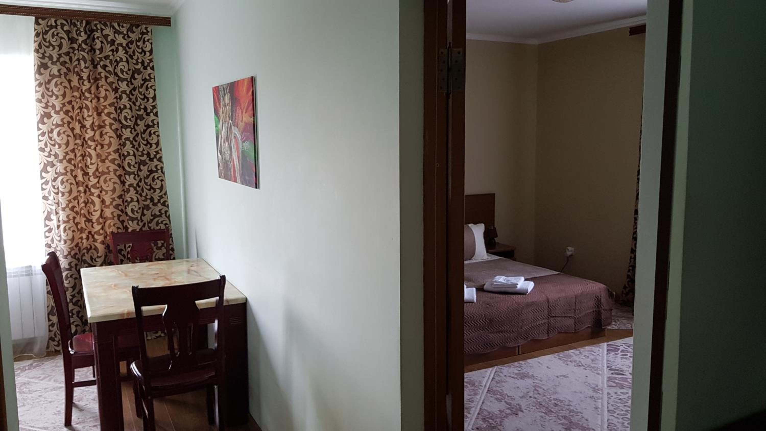 Apartment (3 Adults) photo 3