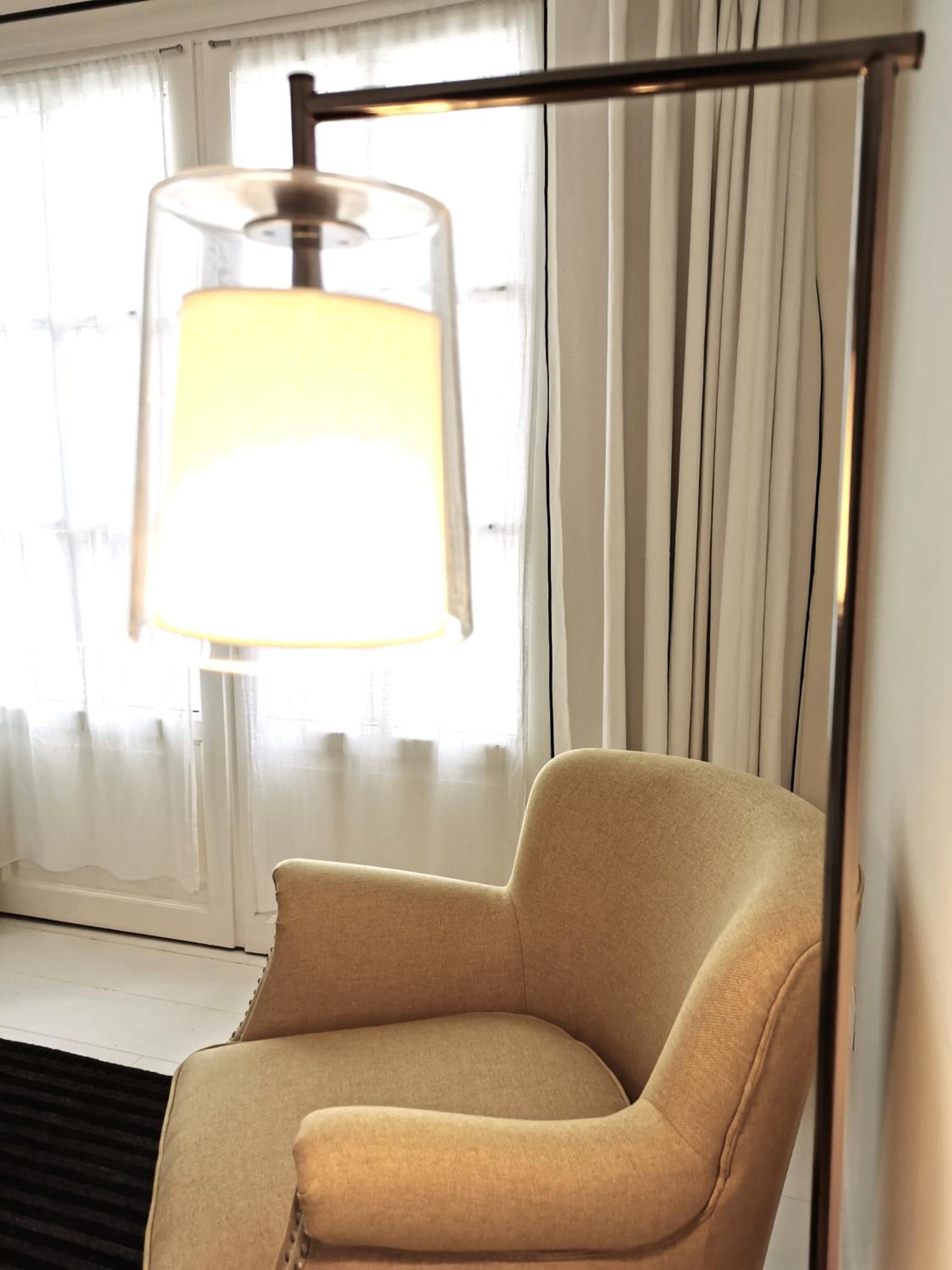 Deluxe Suite - Photo 9