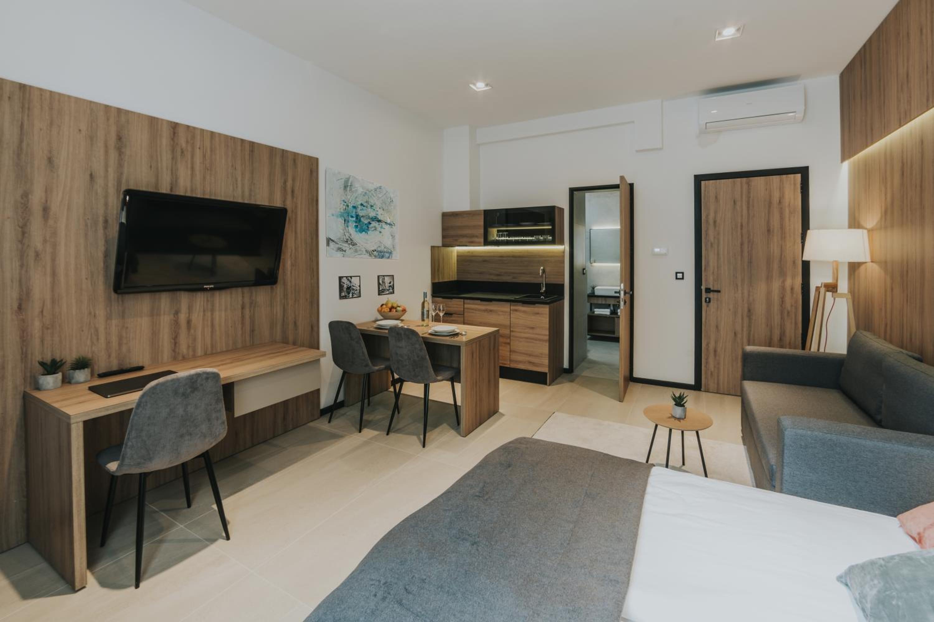Superior Apartment - Photo 15