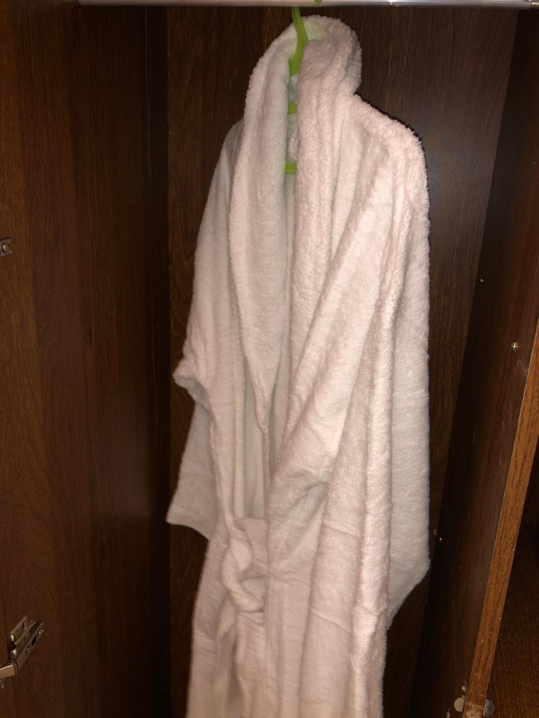 Double or Twin Room with Shared Bathroom photo 1