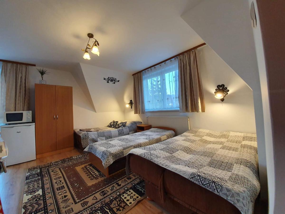 Family Room with Balcony - Photo 6
