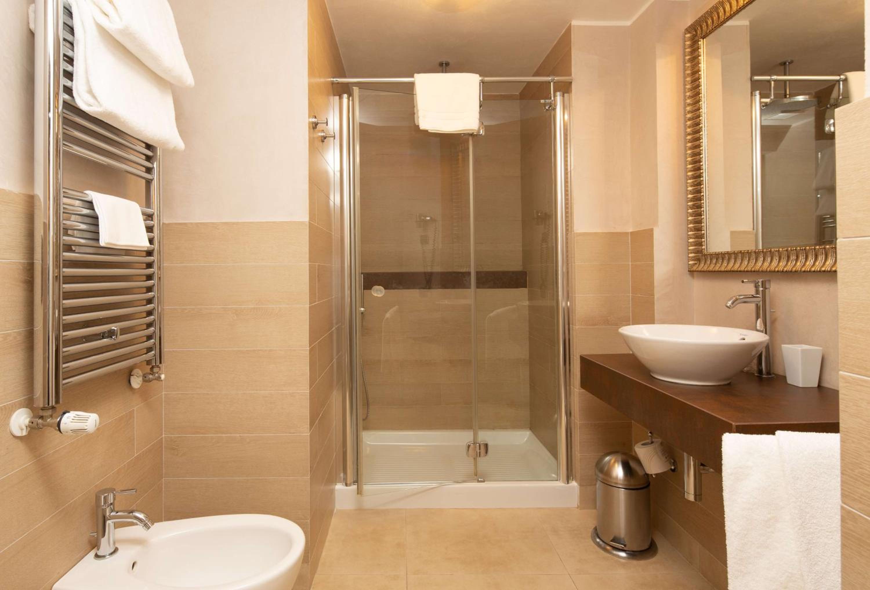 Classic Double Room - Photo 6