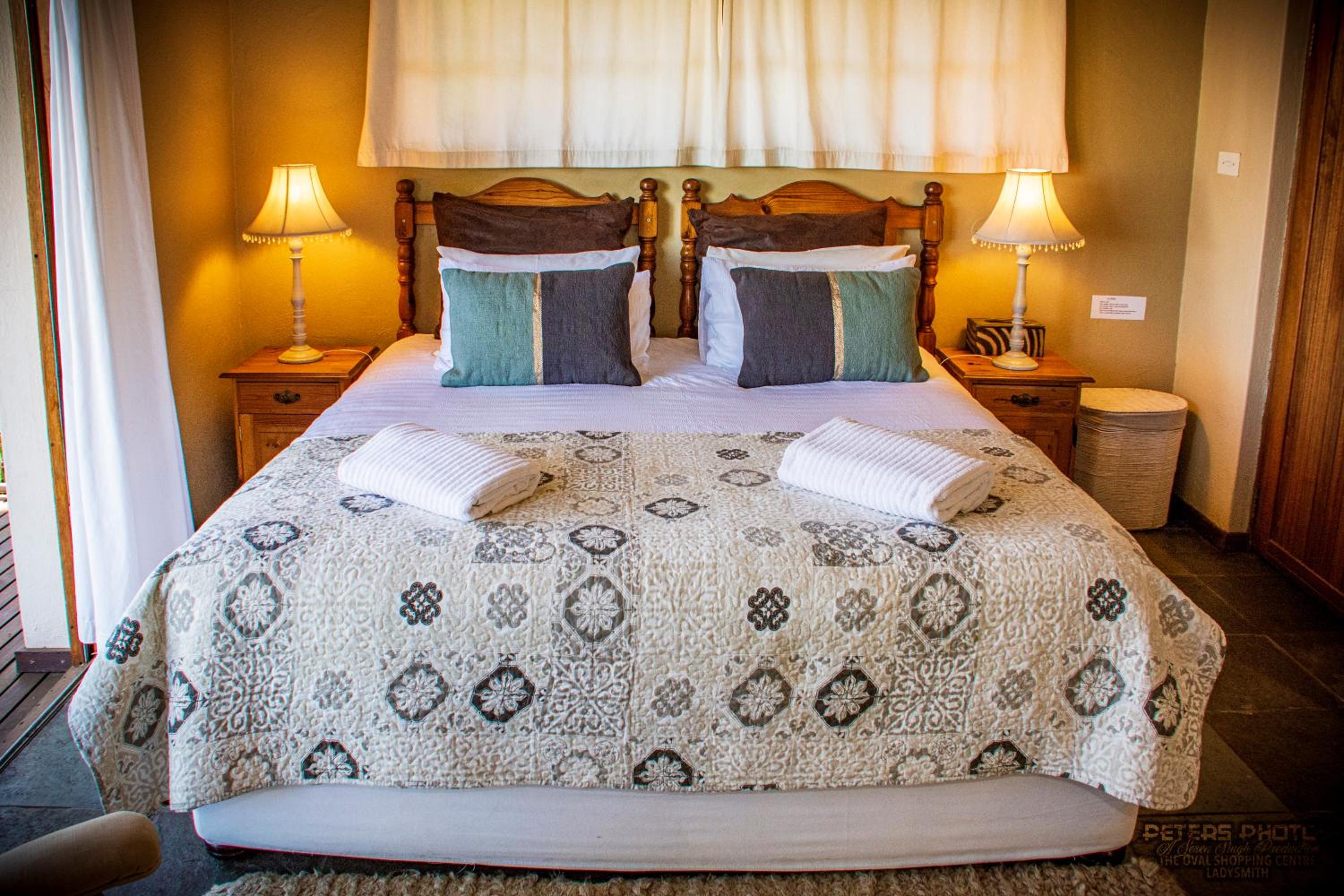 Standard King Room - Photo 2
