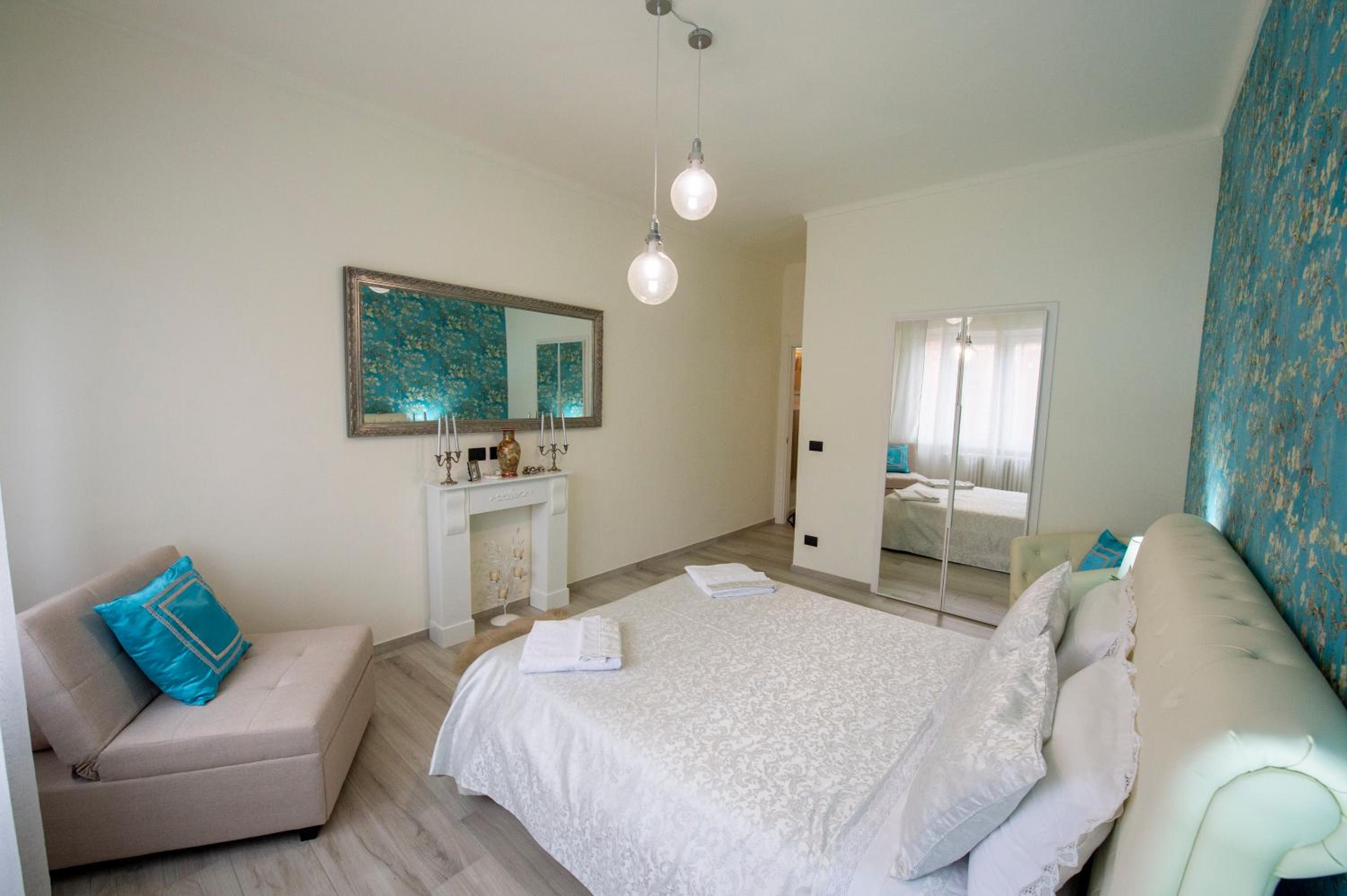 One-Bedroom Apartment - Photo 19