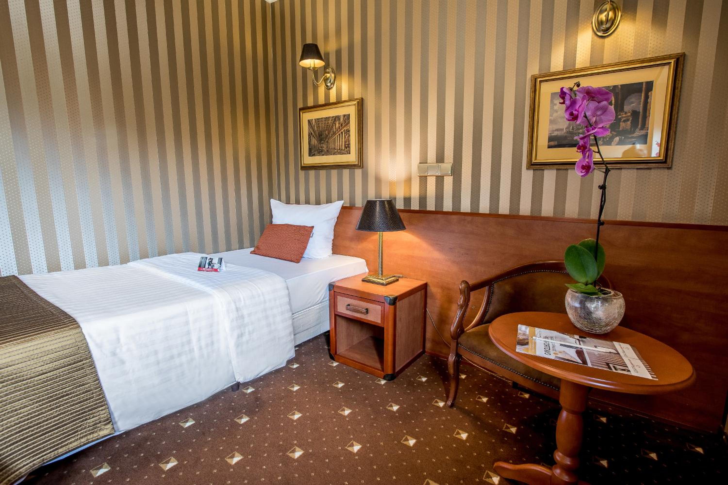 Standard Single Room photo 2