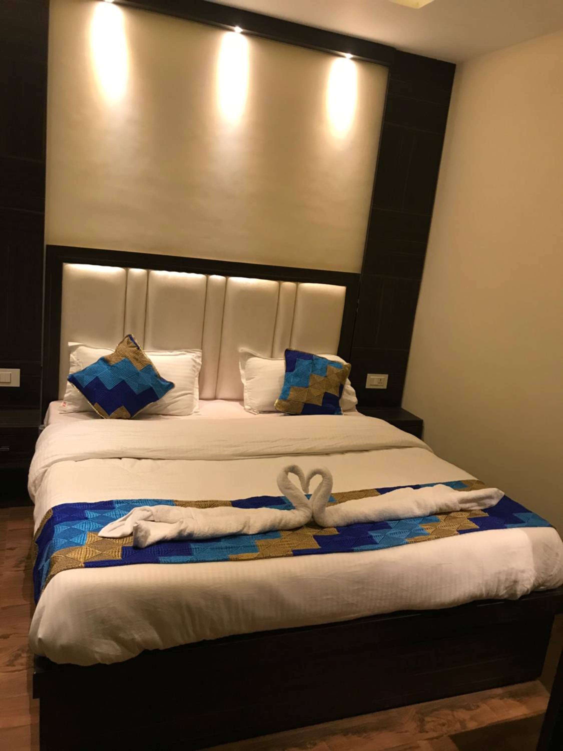 Deluxe Family Room - Photo 24