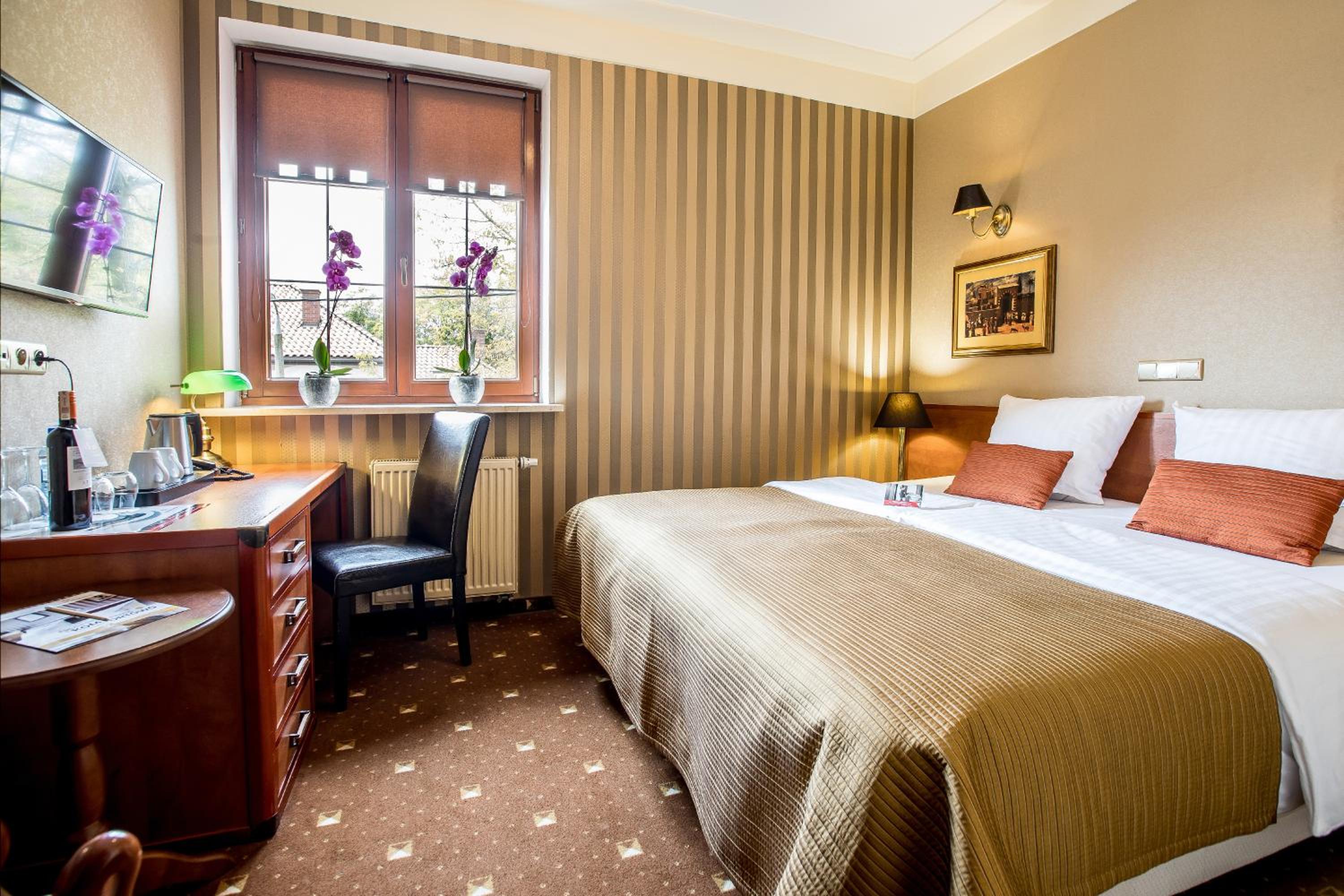 Standard Double Room - Photo 6