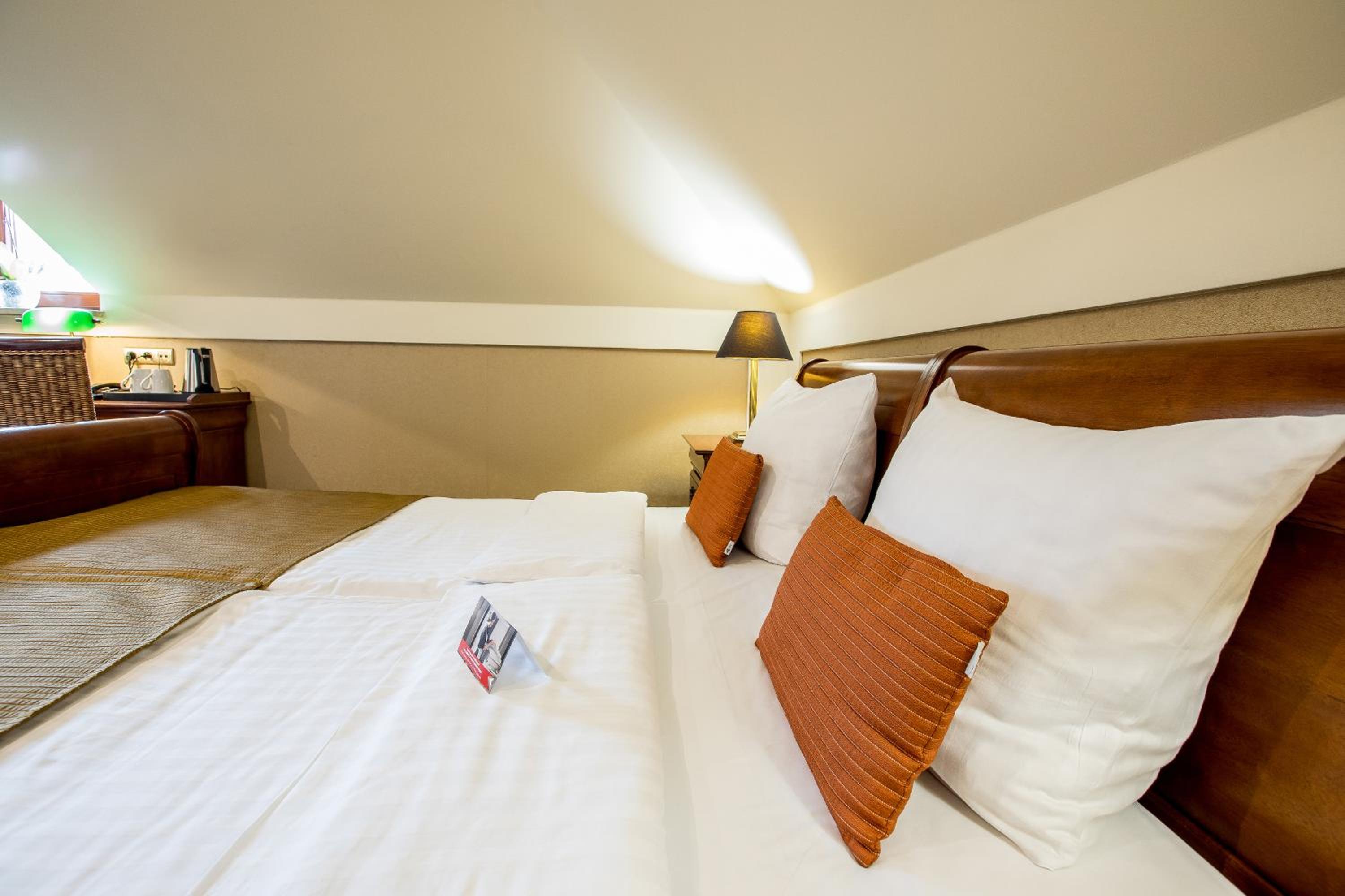 Executive Double Room - Photo 6