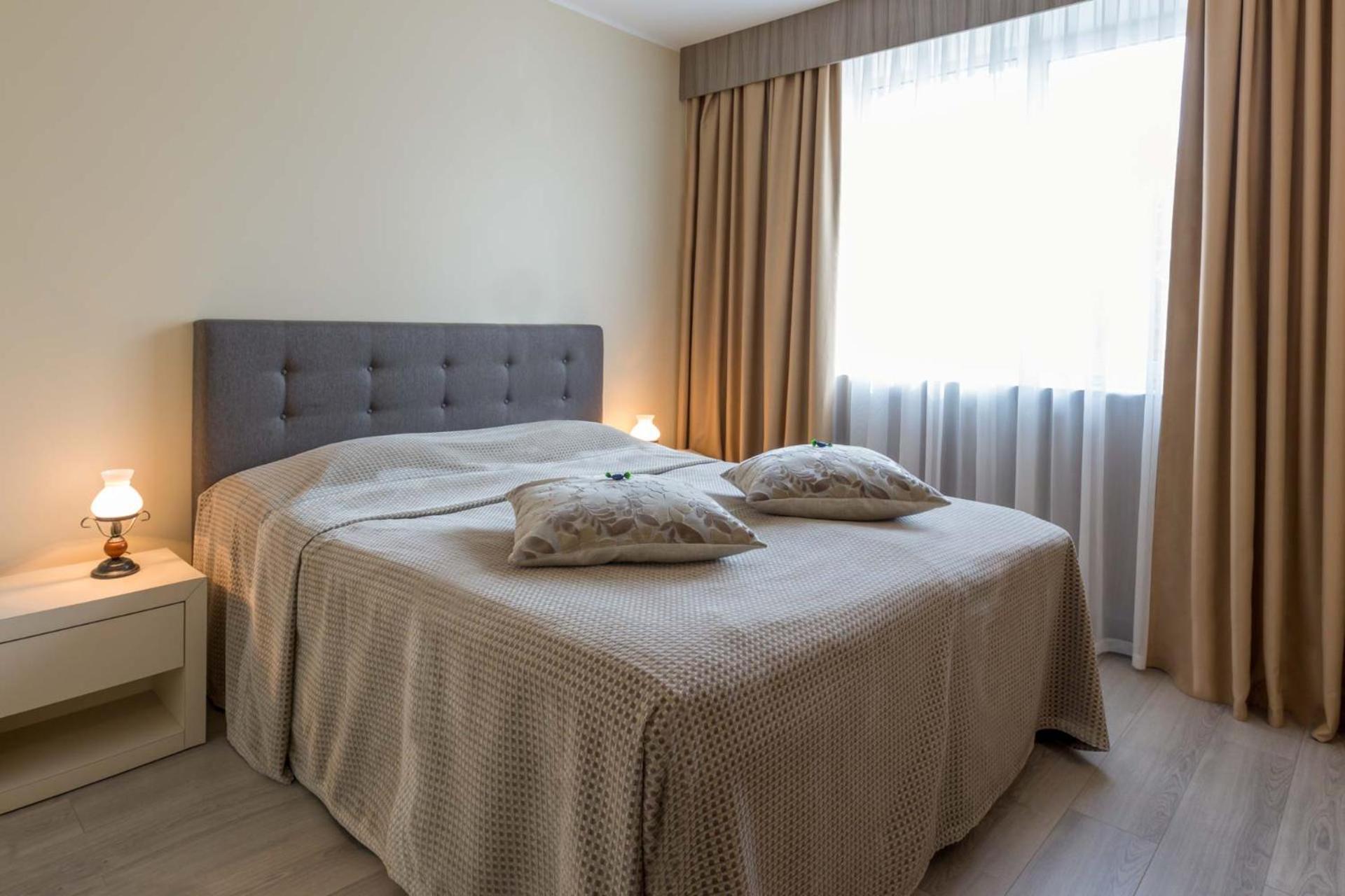 Standard Suite - Photo 13