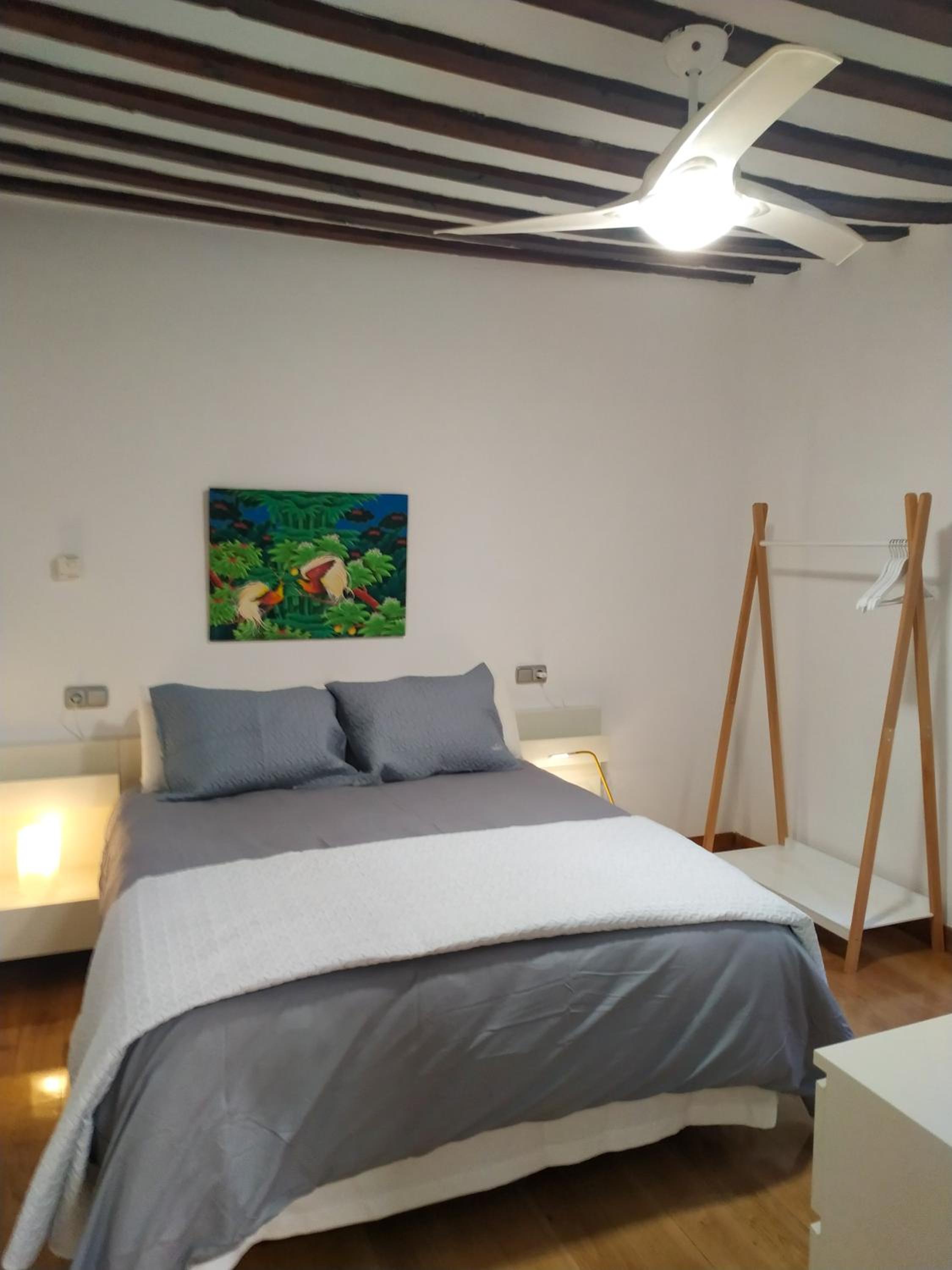 One-Bedroom Apartment - Photo 11