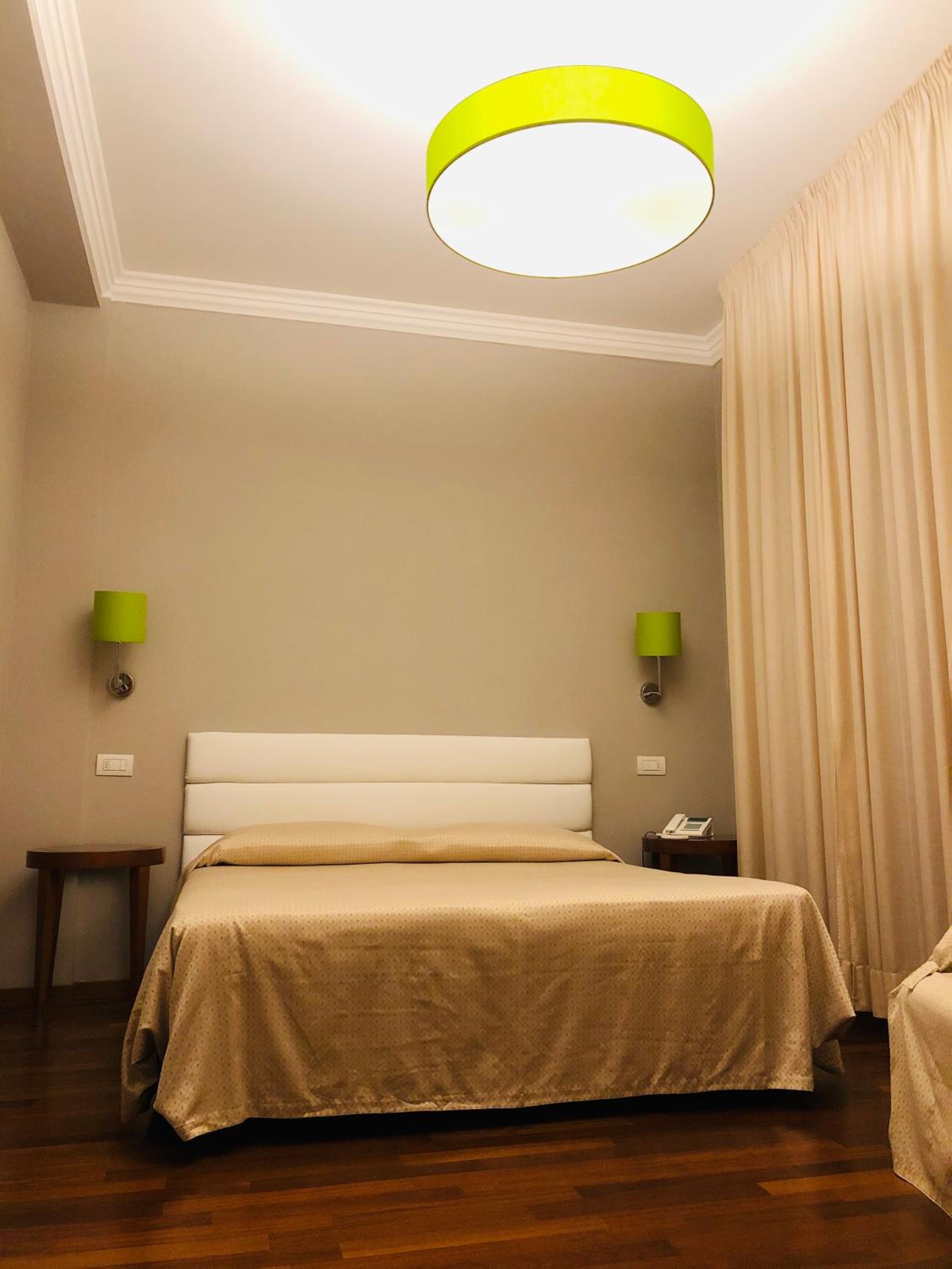 Double or Twin Room with Spa Access photo 3