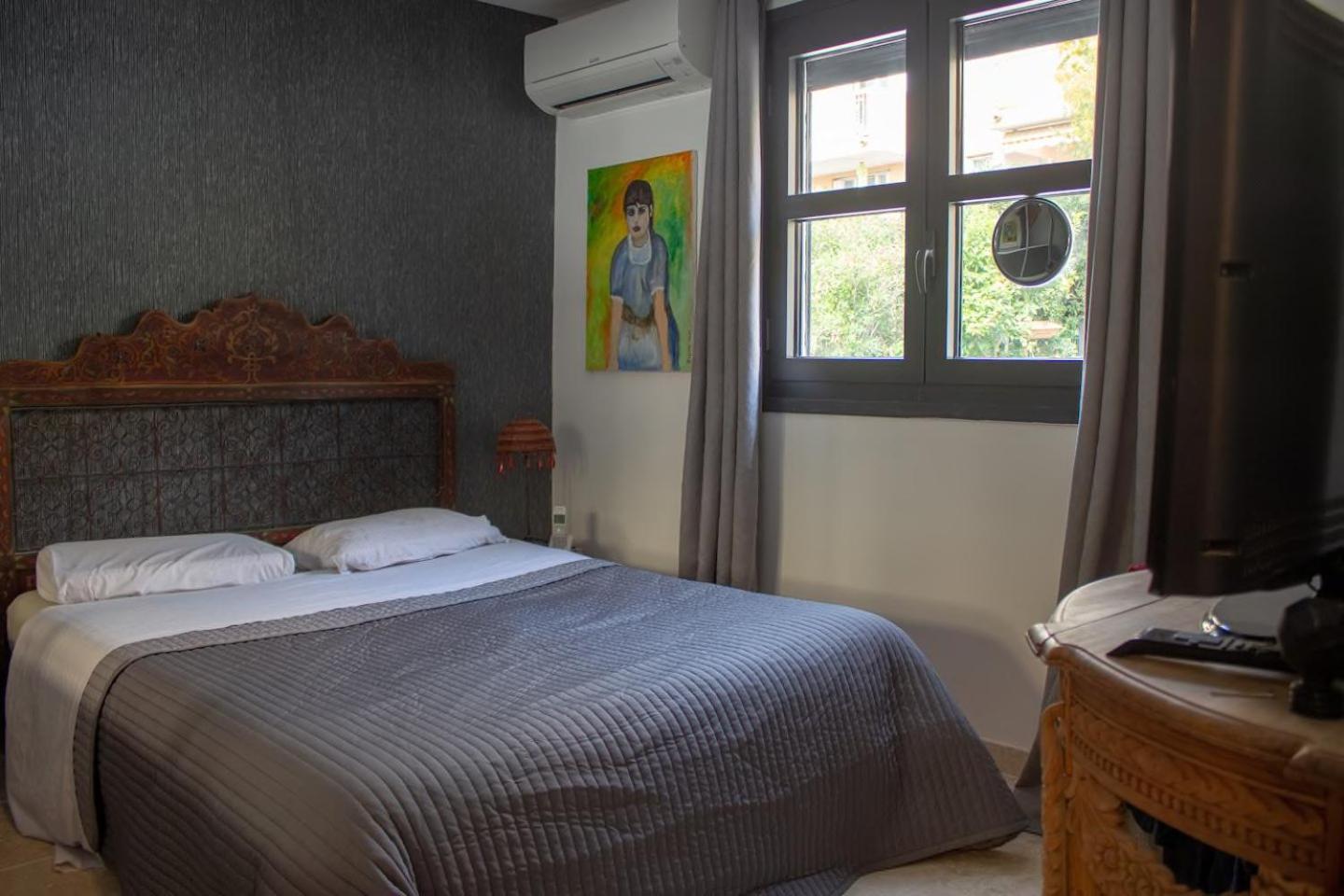 Double Room with Garden View - Photo 3