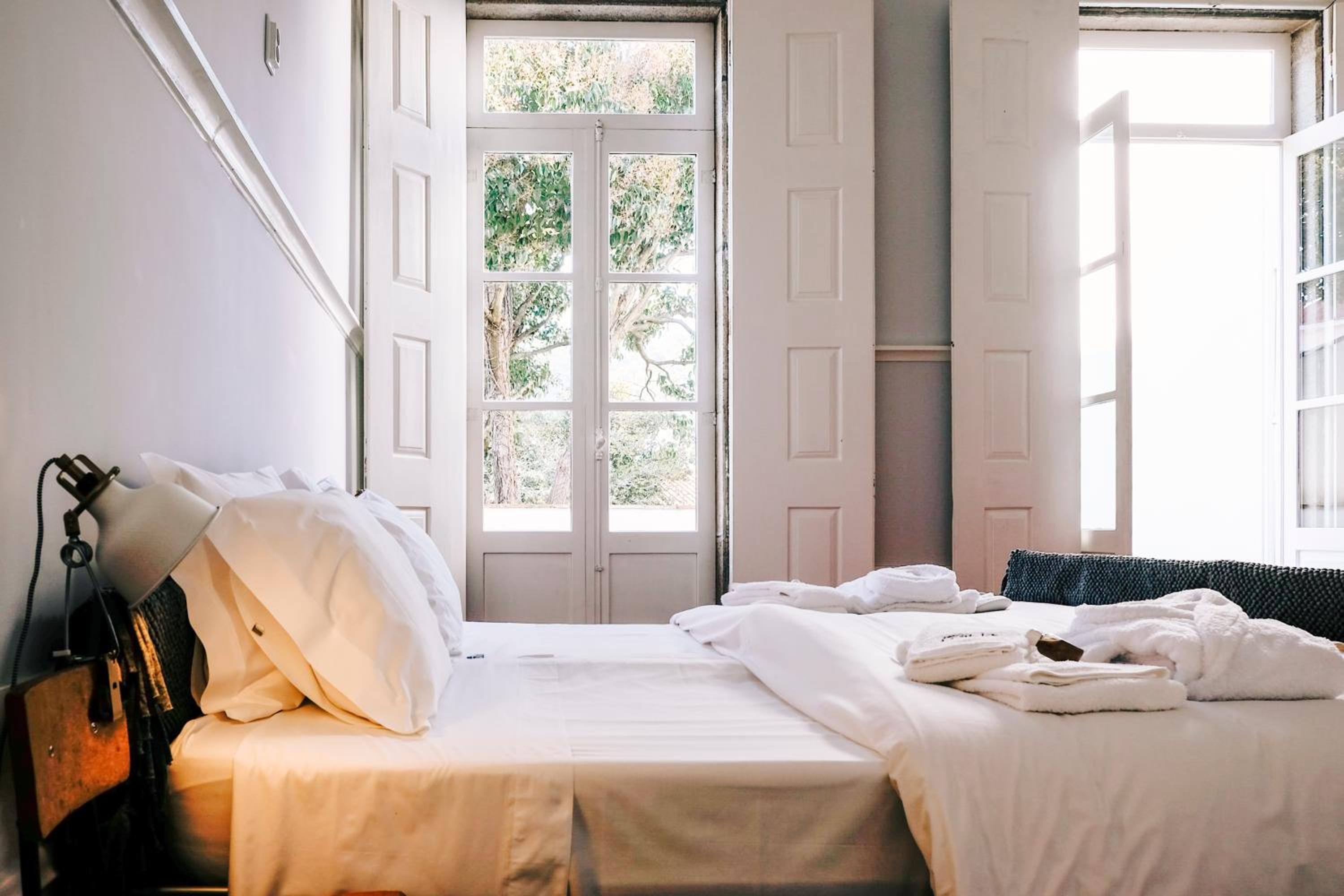 Double Or Twin Room With Private External Bathroom And Mountain Views photo 1