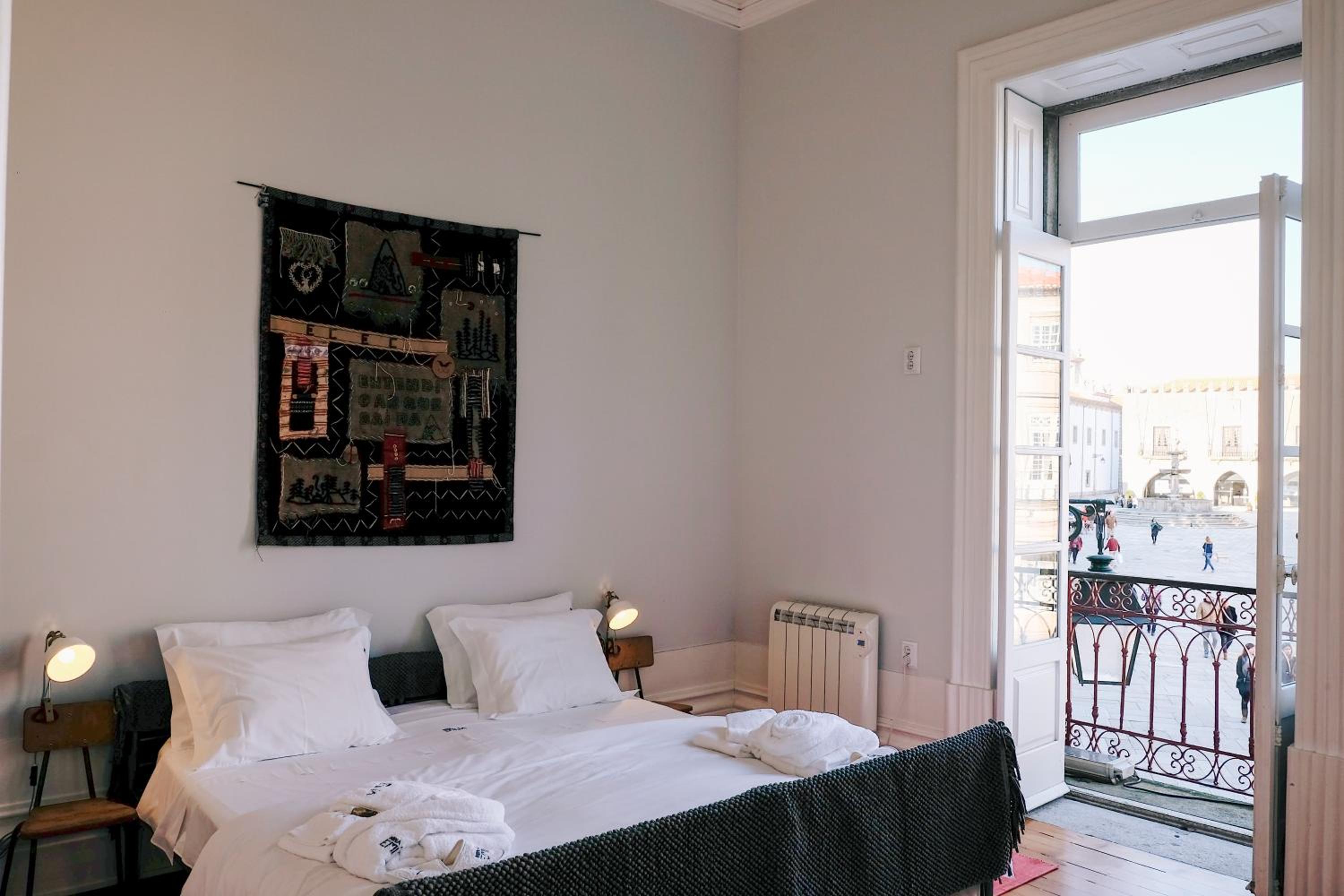 Double Or Twin Room With Private External Bathroom And City Views photo 1