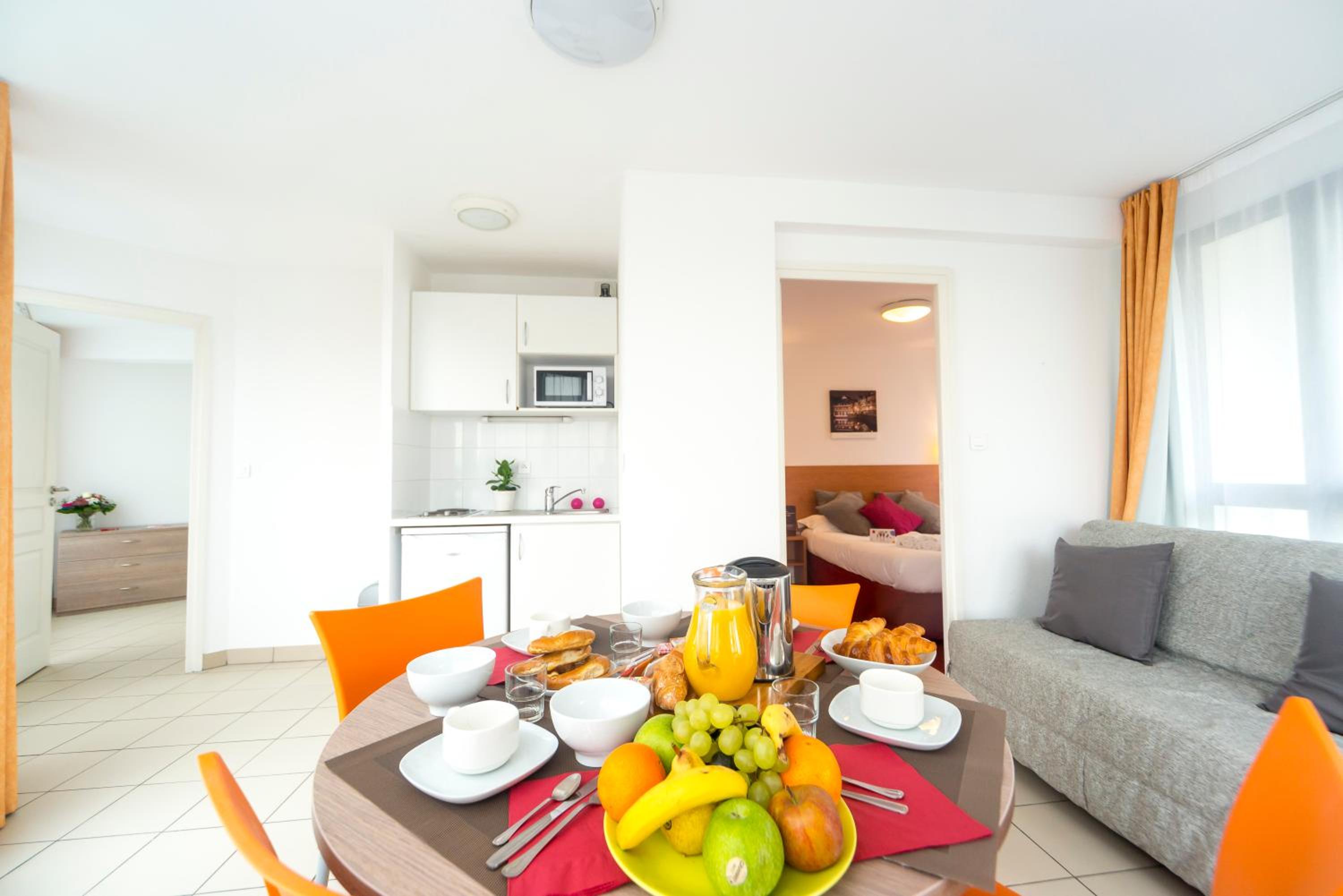 Apartment (4 Adults) - Photo 11