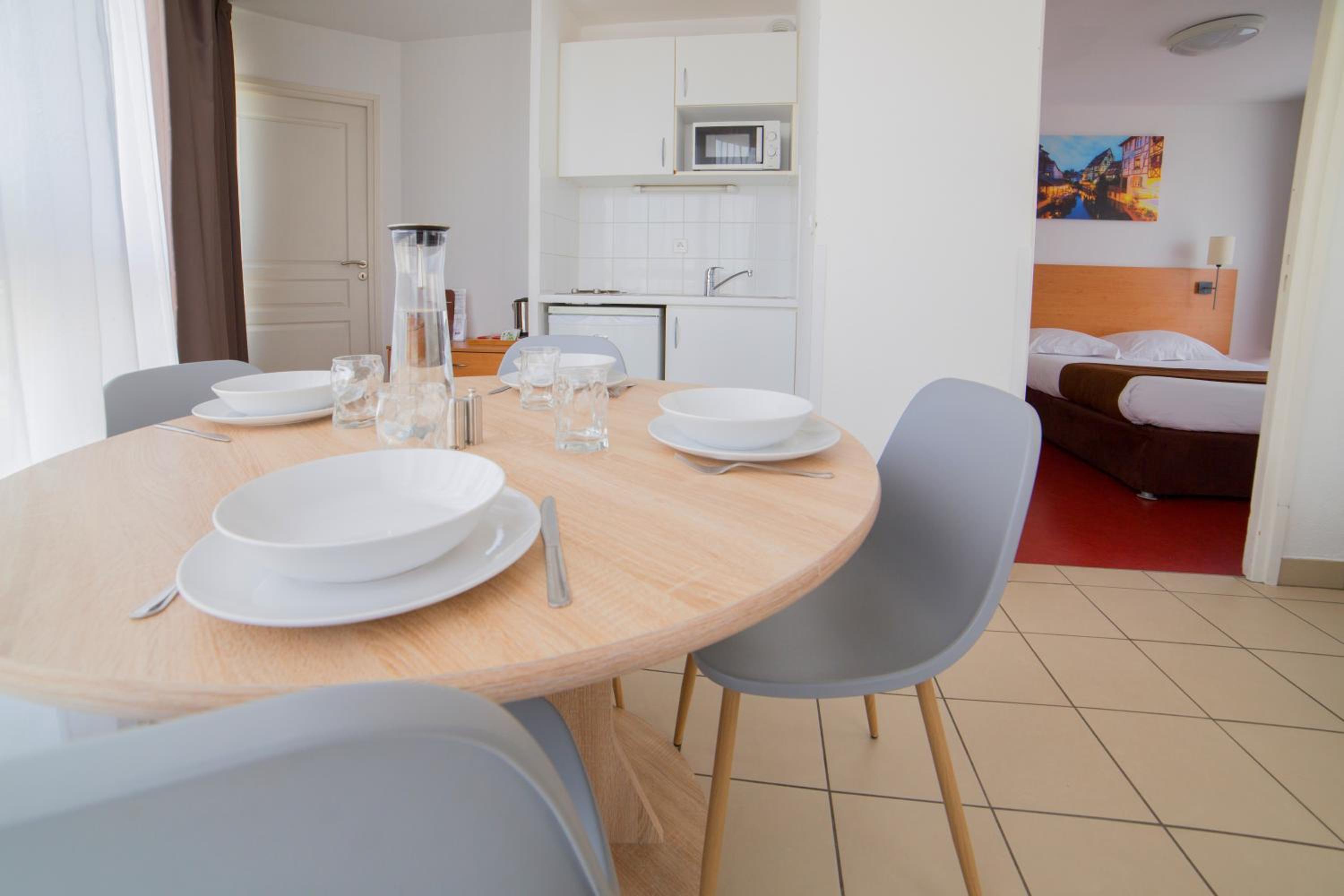 Apartment (4 Adults) - Photo 9