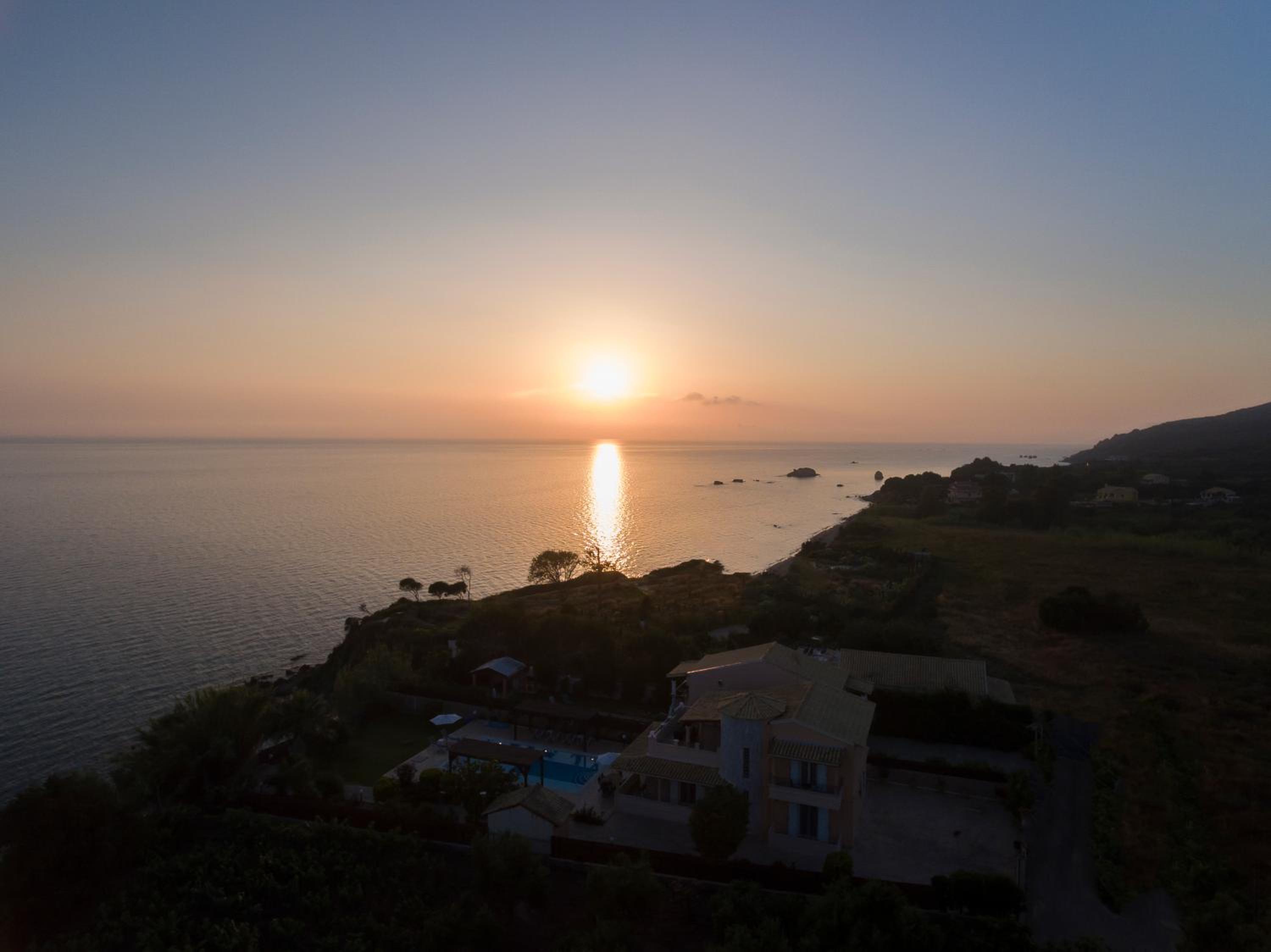 Standard Villa photo 3