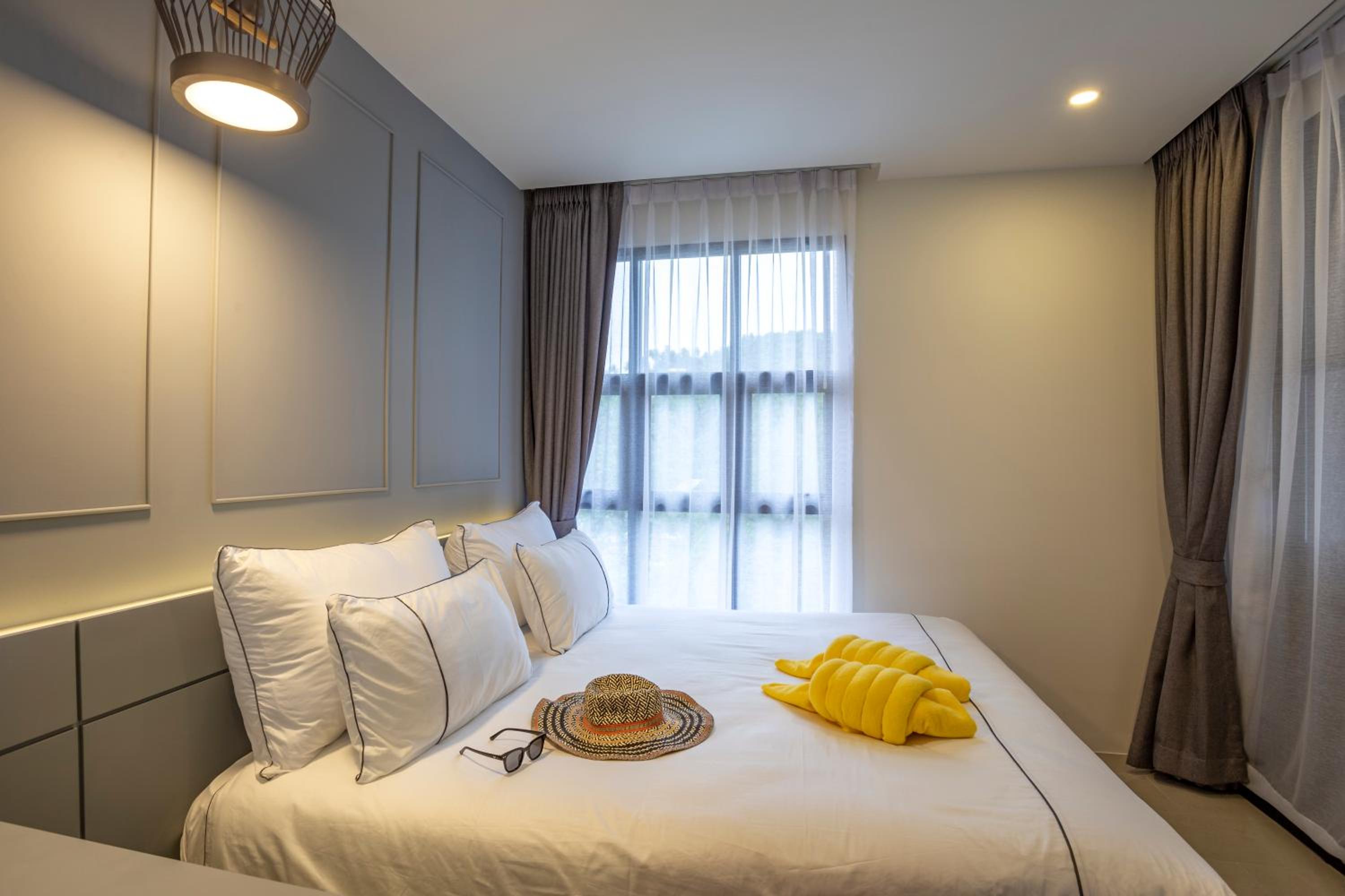 One-Bedroom Suite - Photo 19