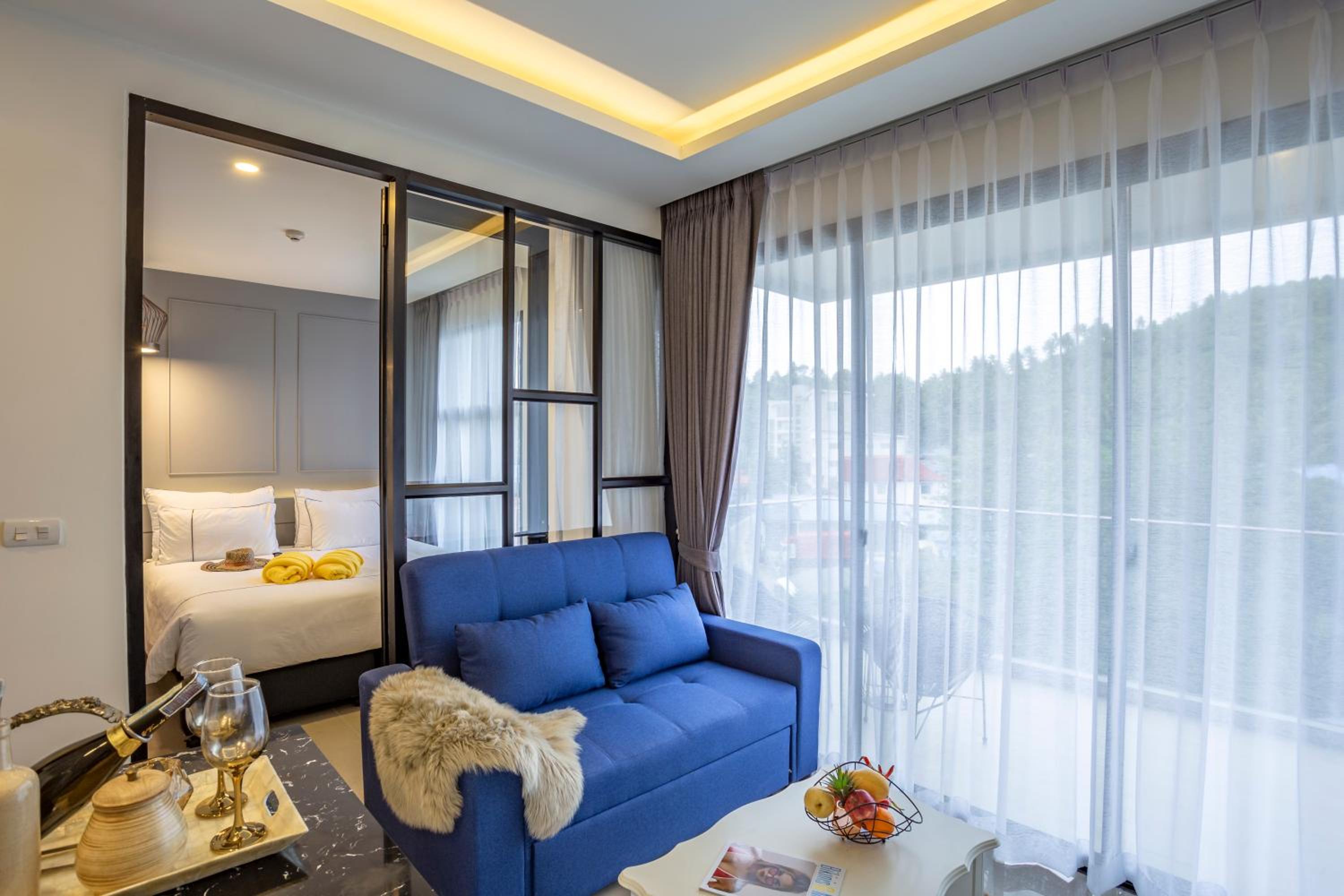 One-Bedroom Suite - Photo 16