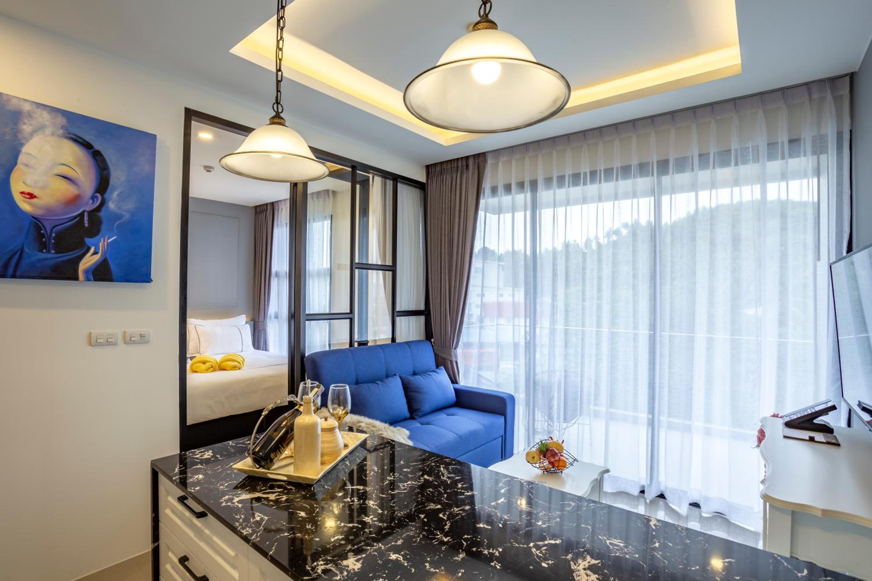One-Bedroom Suite - Photo 15