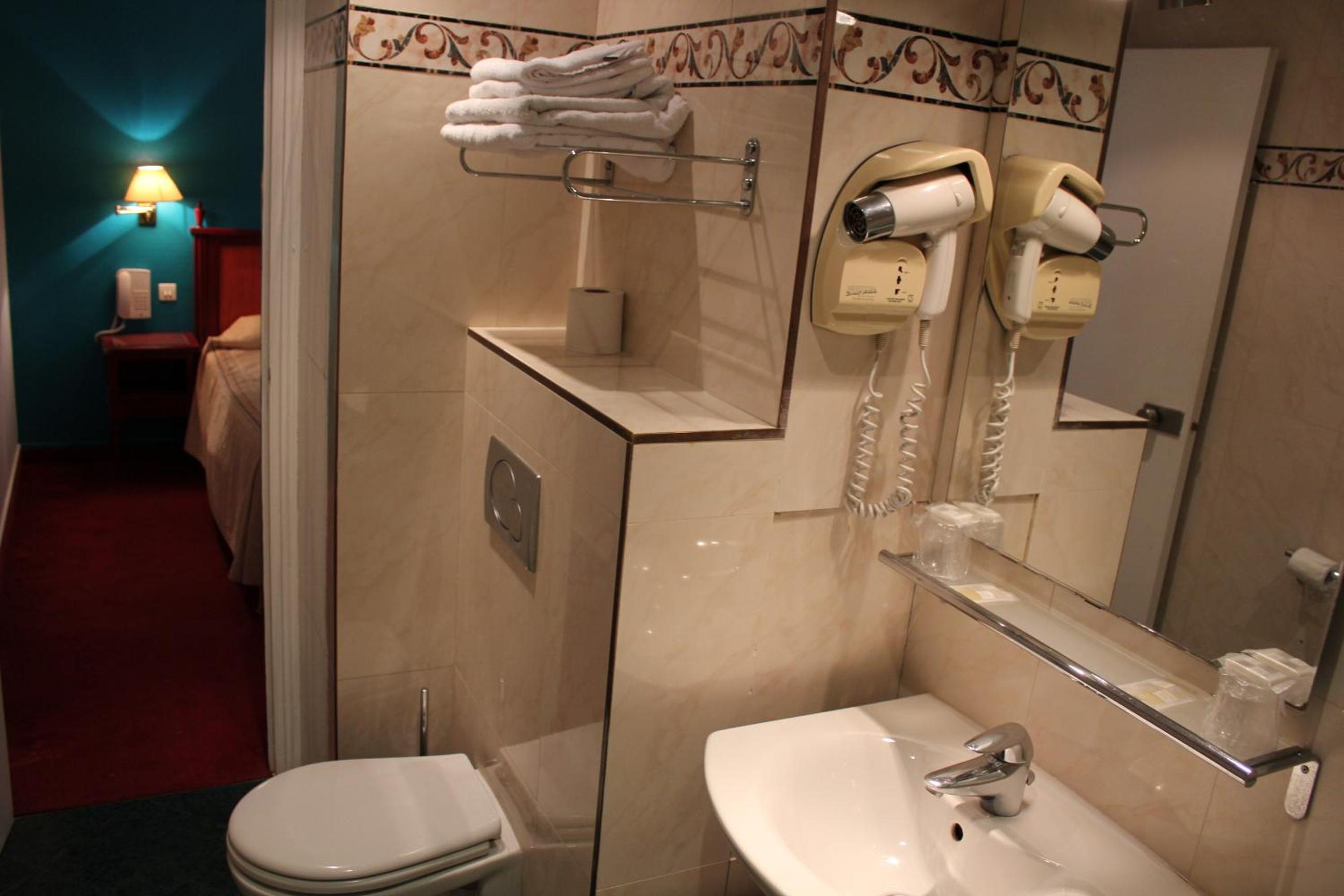 Triple Room photo 2